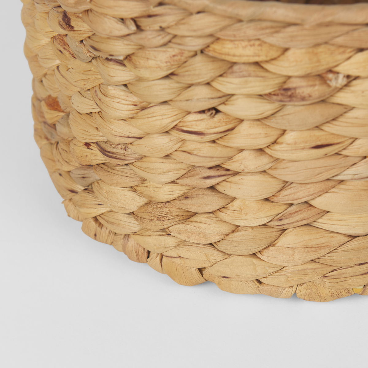 Kea Set of 3 Nesting Water Hyacinth Boxes with Lids, by Mercana, 8.66" length x 8.66" width x 4.72" height View 9