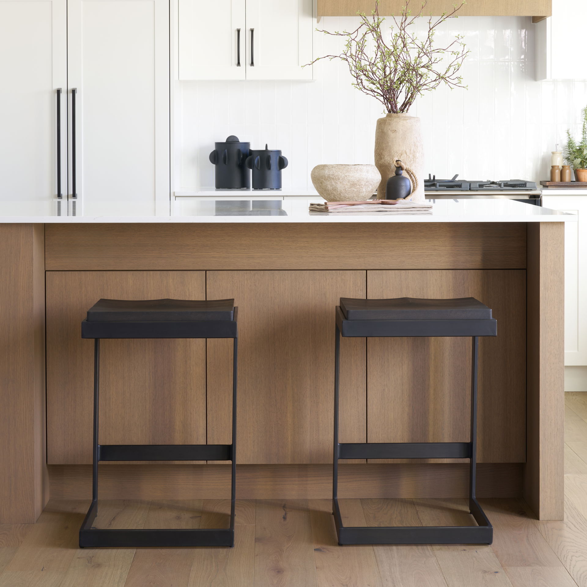 Kiran 17L x 17W x 26H Black Wood with Black Metal Base C-Shape Counter Stool, Counter & Bar Stool by Mercana, 17" length x 17" width x 26" height View 3