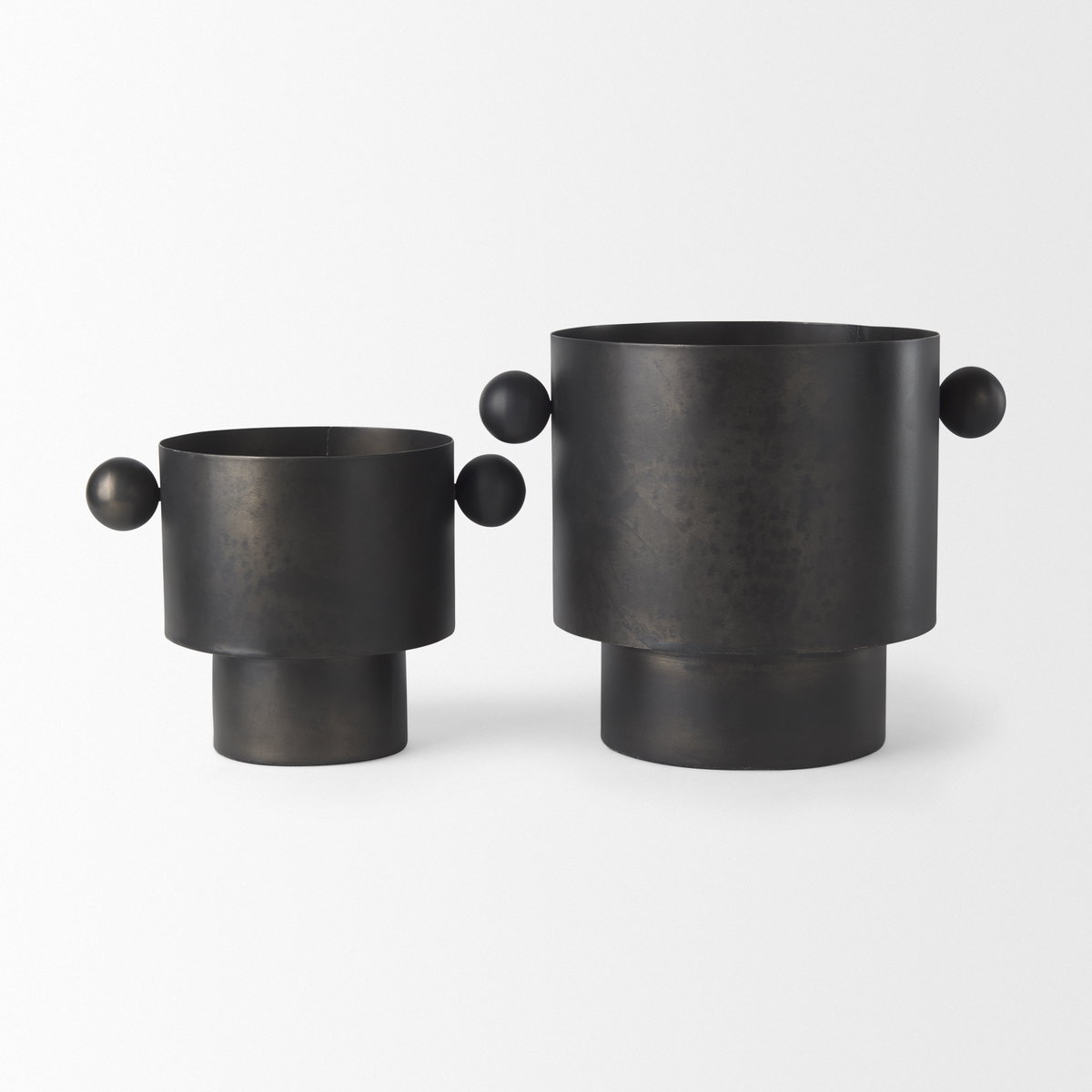 Juno 6.5H Medium Black Iron Vase, by Mercana, 8.5" length x 6" width x 6.5" height View 12