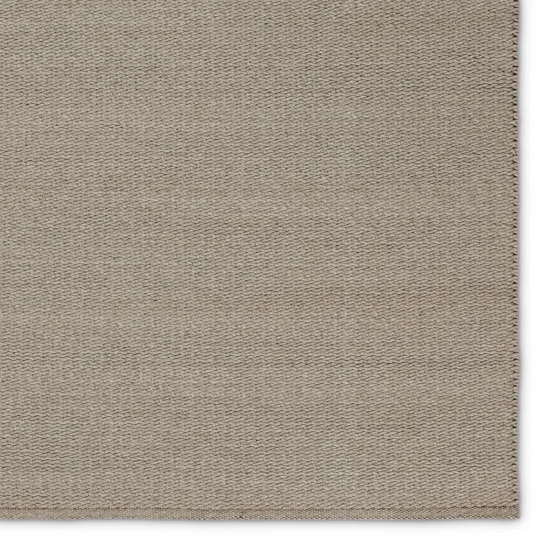 Rectangle Maverick Solid Color Hand Loomed Polypropylene/Polyester Indoor / Outdoor Area Rug in Li large image 