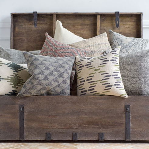 Nicand 18 x 18 Red/Blue Diamond Pattern Decorative Pillow Cover