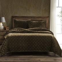 Online Designer Bedroom Stella Faux Silk Velvet Classic Chic Modern Rustic Romantic Western Quilt Set