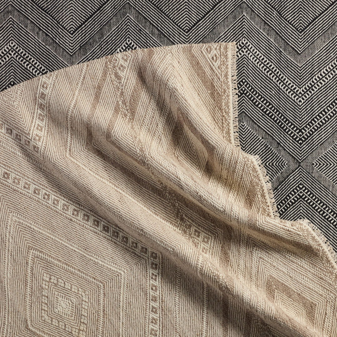 Suriya Handmade Tribal Taupe/ Cream Area Rug (5'X8') large image 