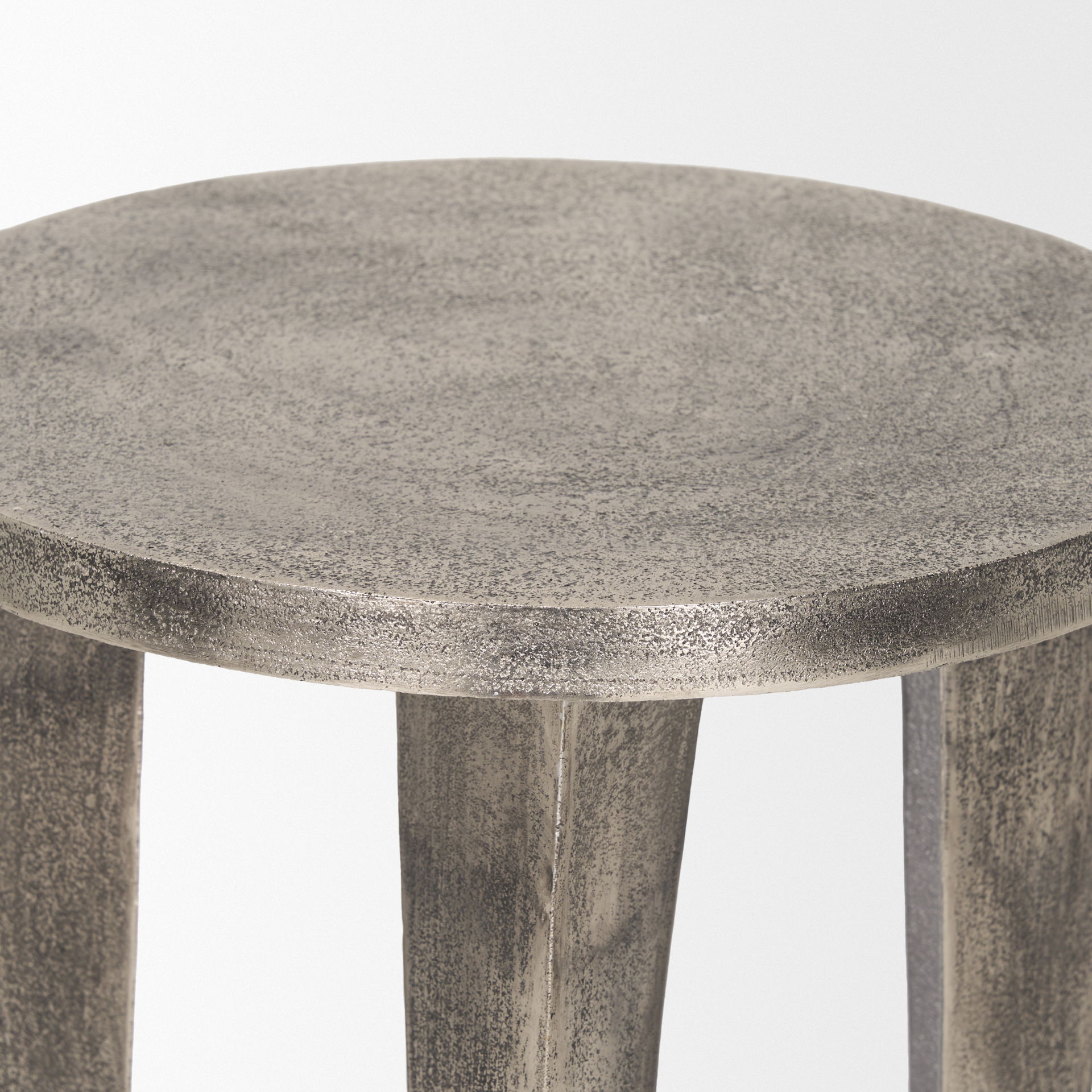 Maggie Textured Silver Nickel Cast Aluminum Metal Accent Table large image 