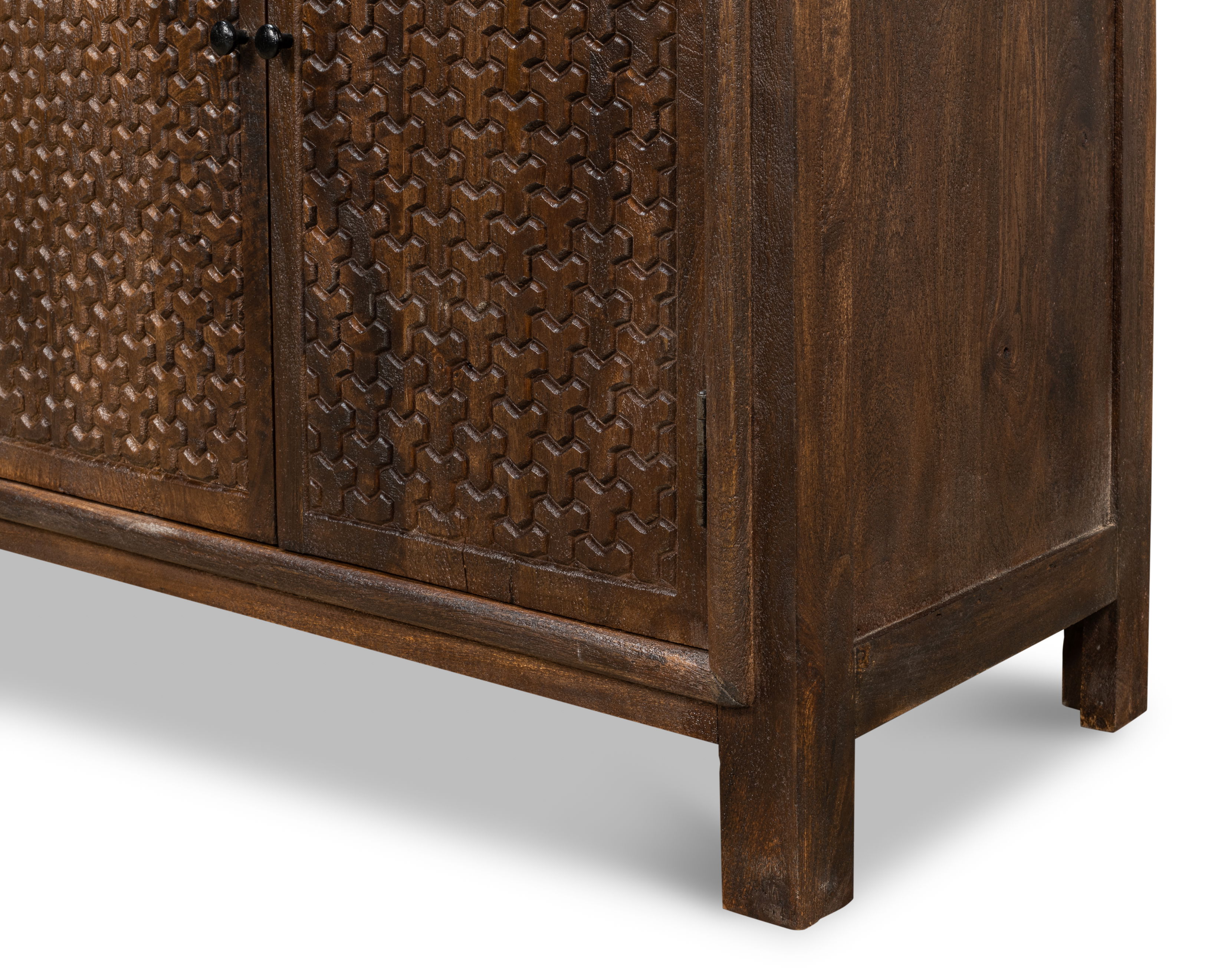 Battle Chainmail 4 Door Sideboard large image 