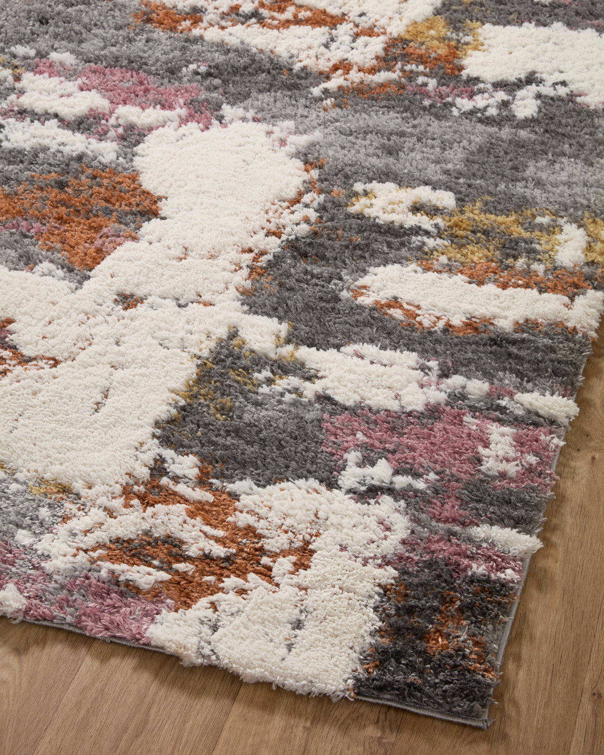 Loloi Levitt Shag Rug, 2'3" length x 4' width View 7