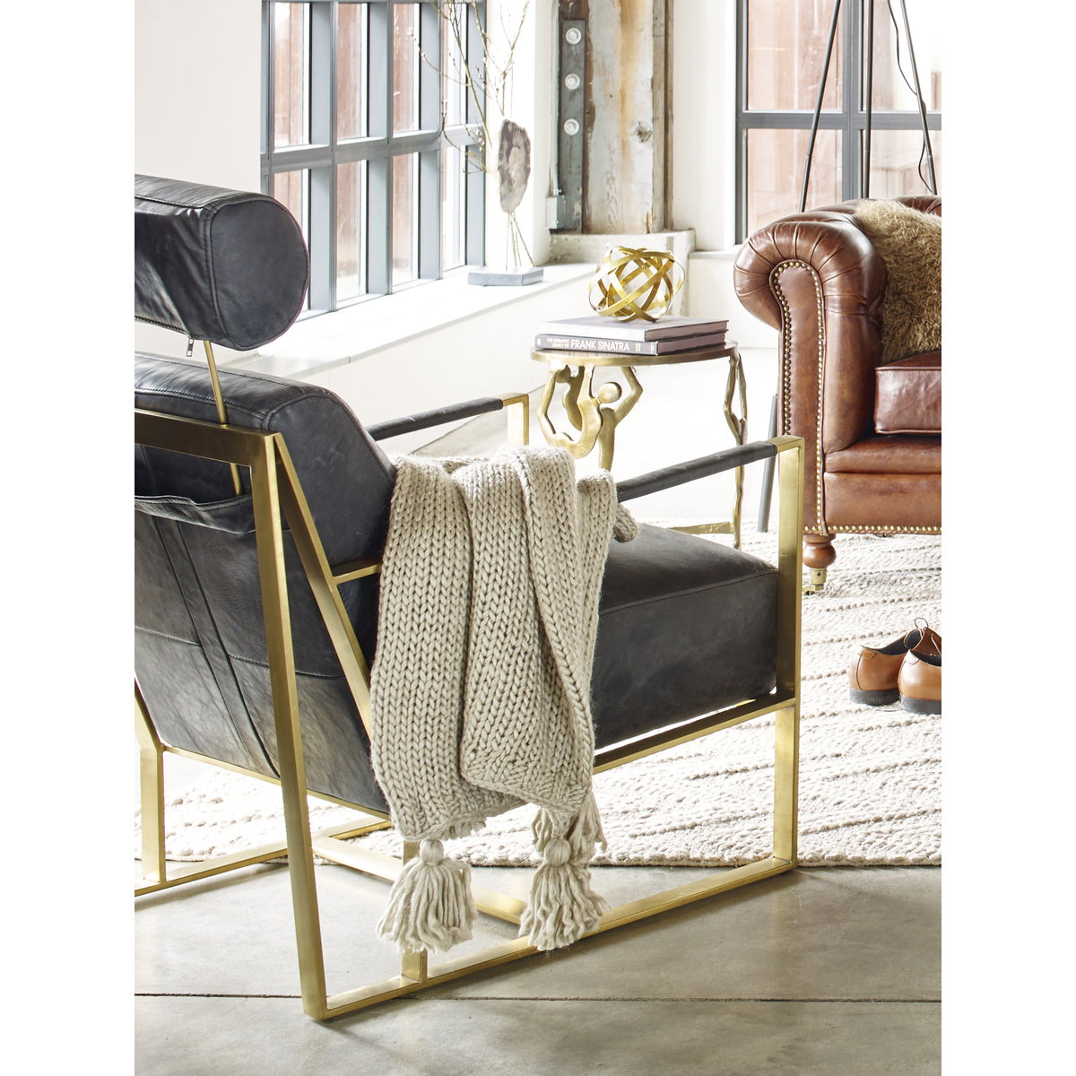 Paradiso Chair Black, Accent Chair by Moe's Home, 24.5" width x 38.5" height x 34.5" depth View 10