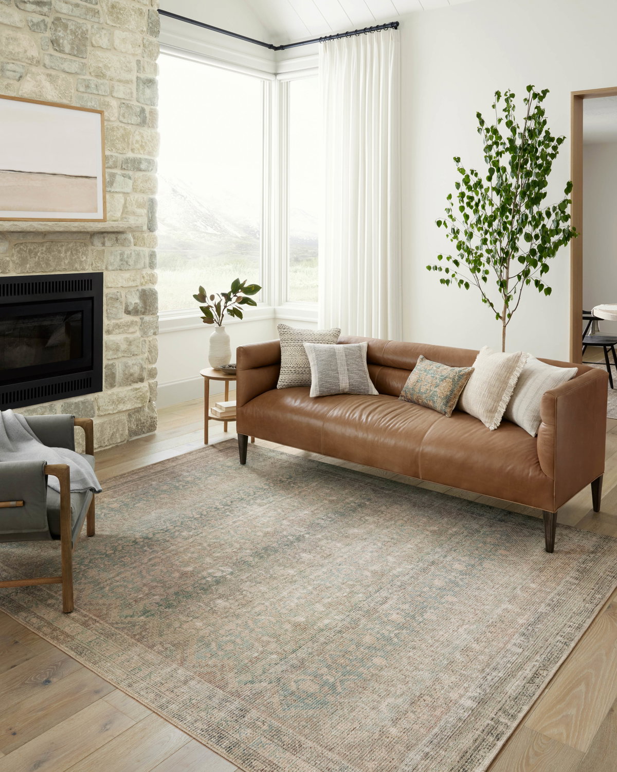 Angela Rose x Loloi Aubrey Rug, 1'6" length x 1'6" width View 3