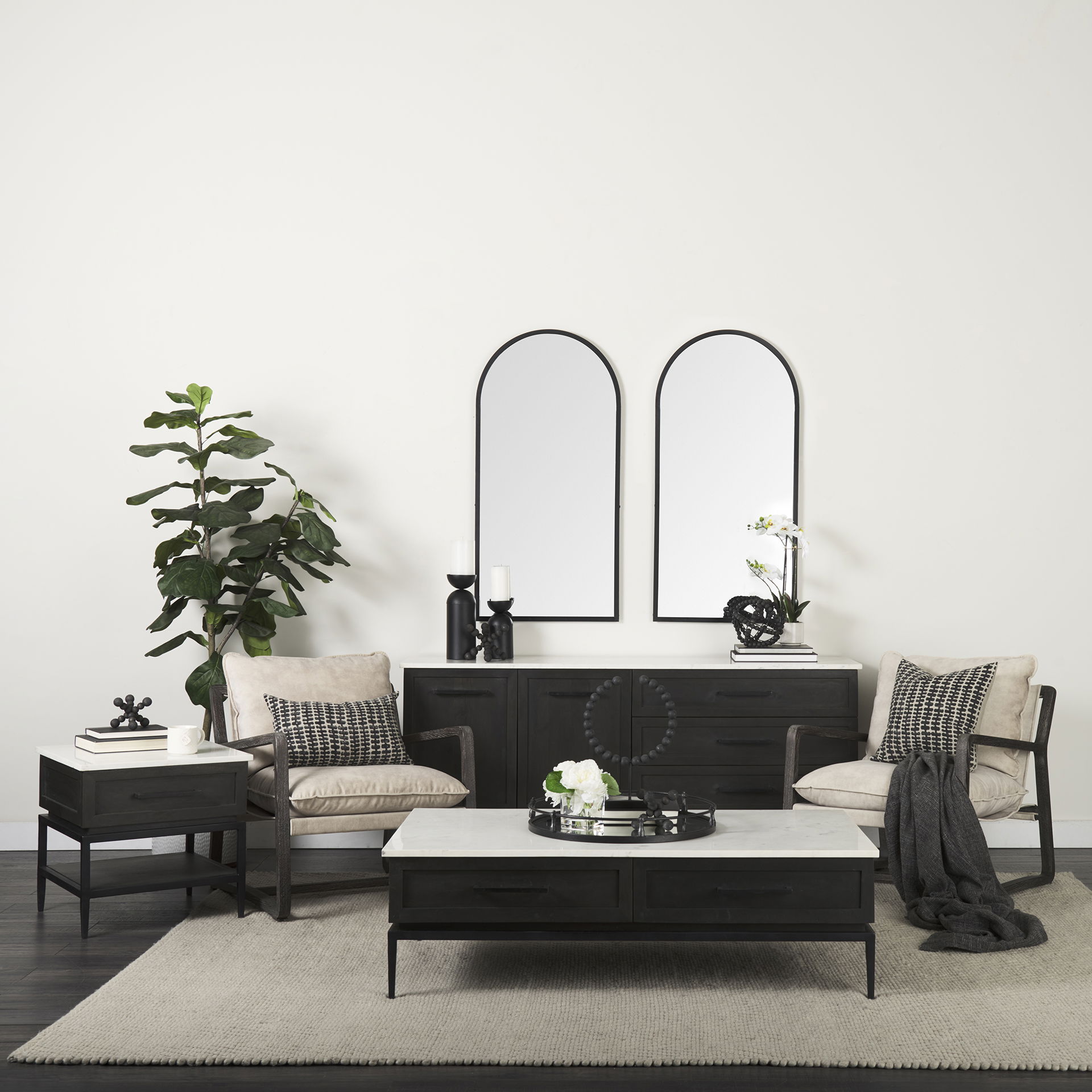 Kimbel 24L x 24W Black Metal Mirrored Base Round Tray large image 