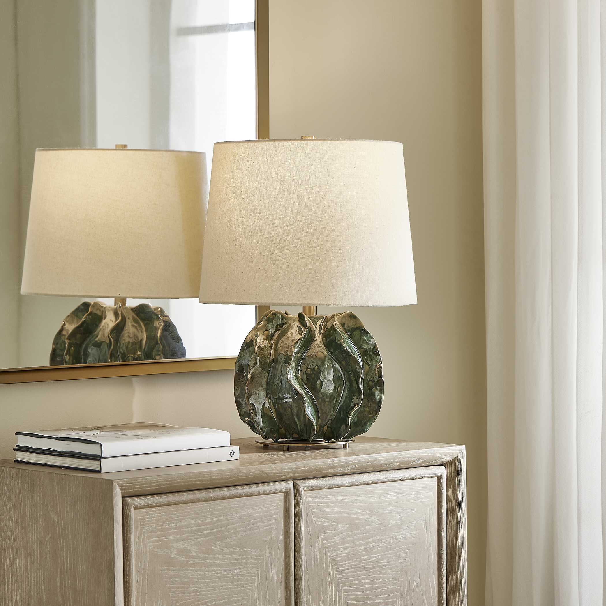 Guinevere Deep Green Table Lamp large image 