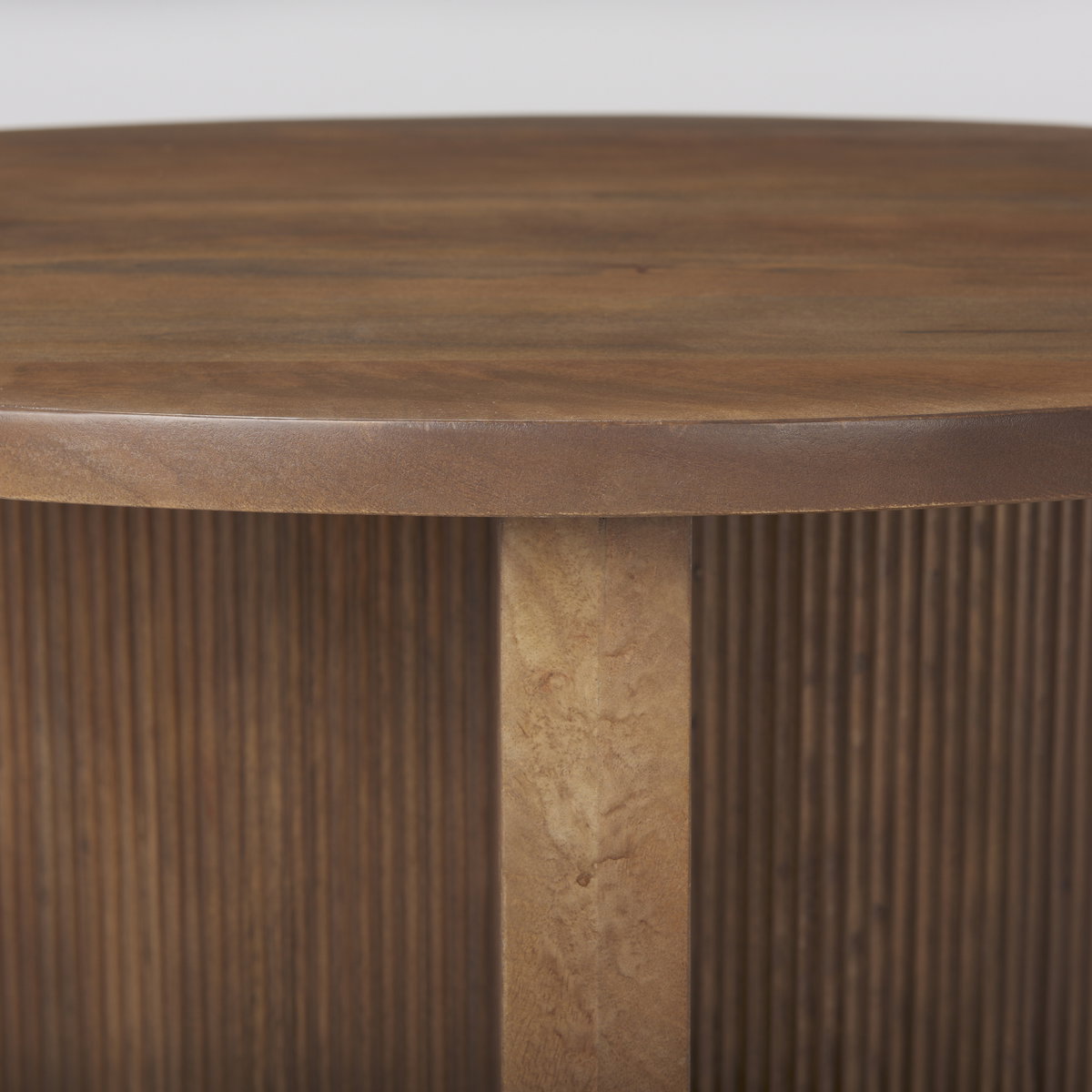 Enzo 32' Round Tabletop with Fluted Wood Base Foyer Accent Table, Side & End Table by Mercana, 32" length x 32" width x 30" height View 6