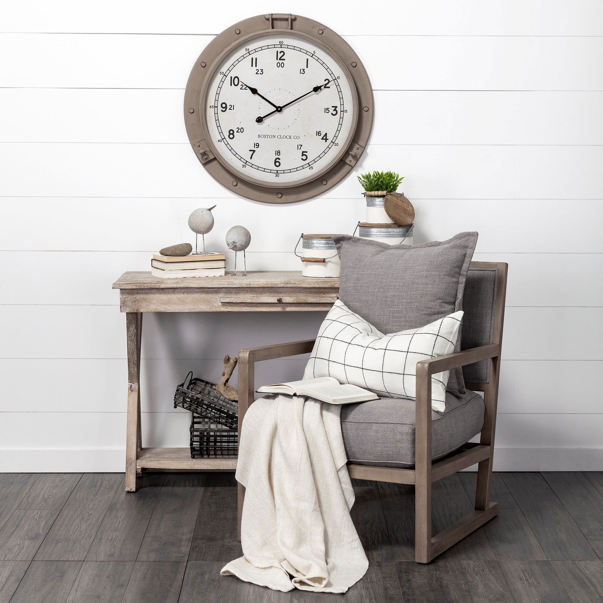 Snipe II 6L x 6W Off-White Resin Bird Ornament with Metal Feet large image 