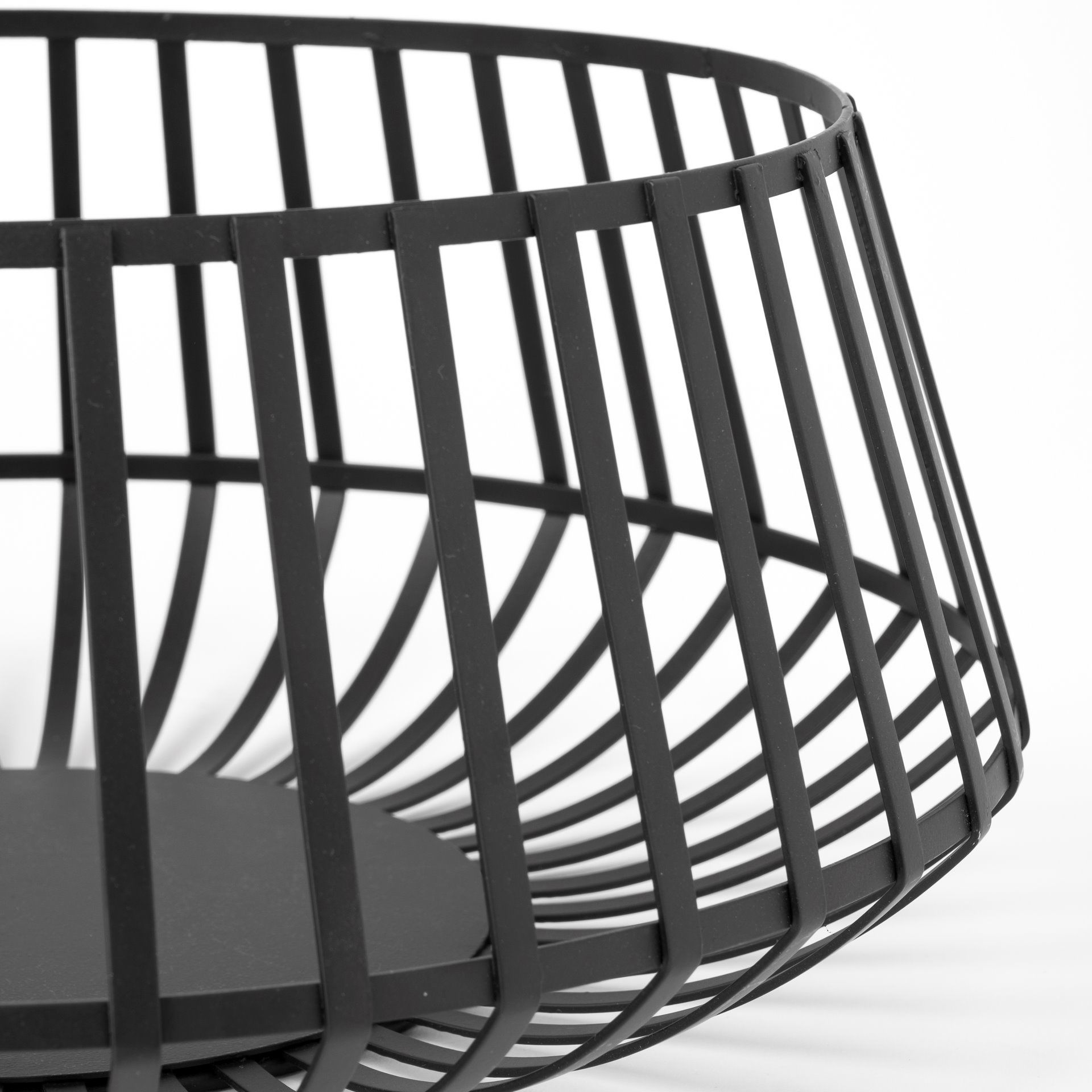 Emilio Set of 2 Black Metal Slated Bowls, Decorative Bowl by Mercana, 13.19" length x 13.19" width x 5.51" height View 8