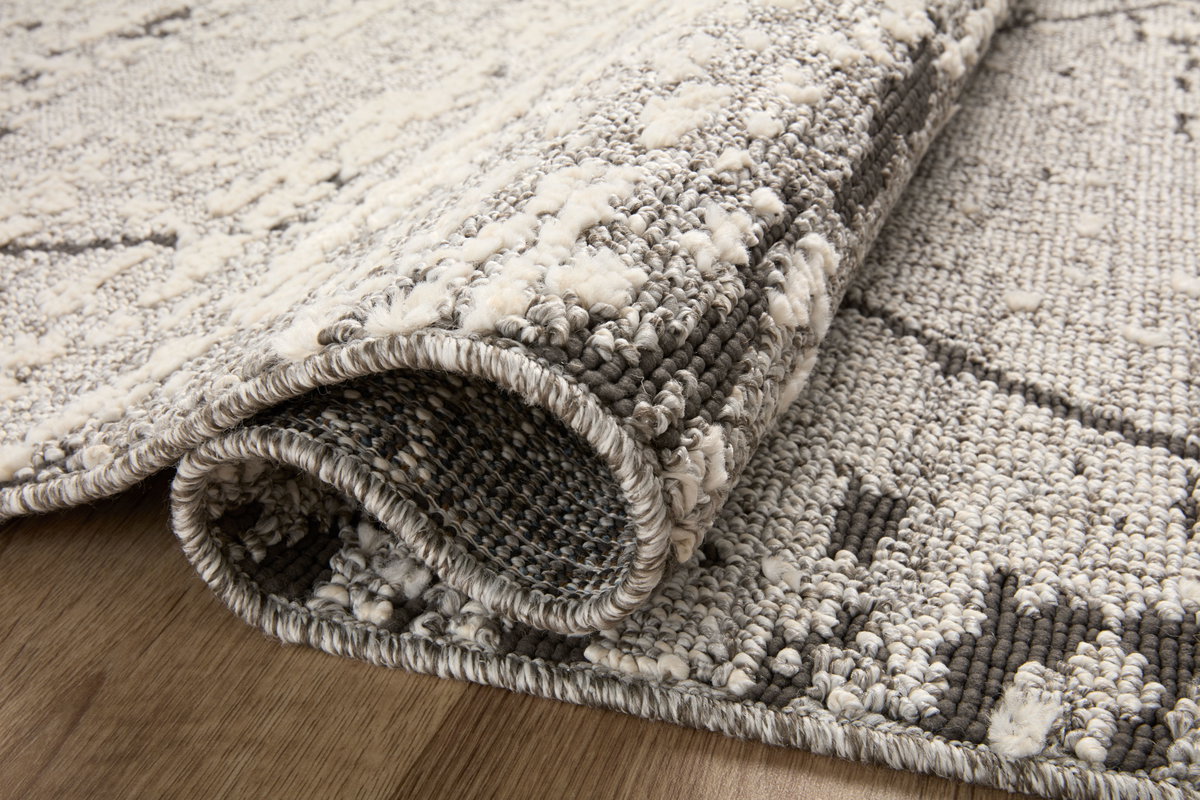Loloi Fabian Rug, 1'6" length x 1'6" width View 4