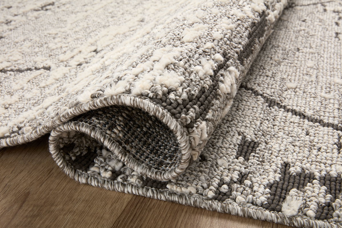 Loloi II Fabian Rug, 2'7" length x 7'6" width View 4