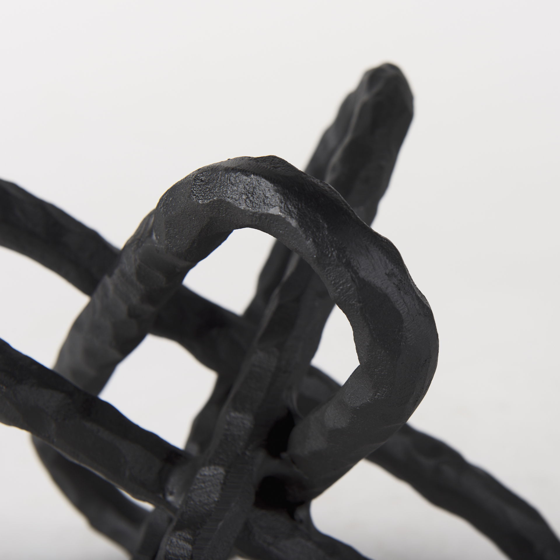 Wilhelm II (Large) 10L x 10W Black Metal Link Decor Object, Decorative Object by Mercana, 10.14" length x 10.14" width x 10.14" height View 8