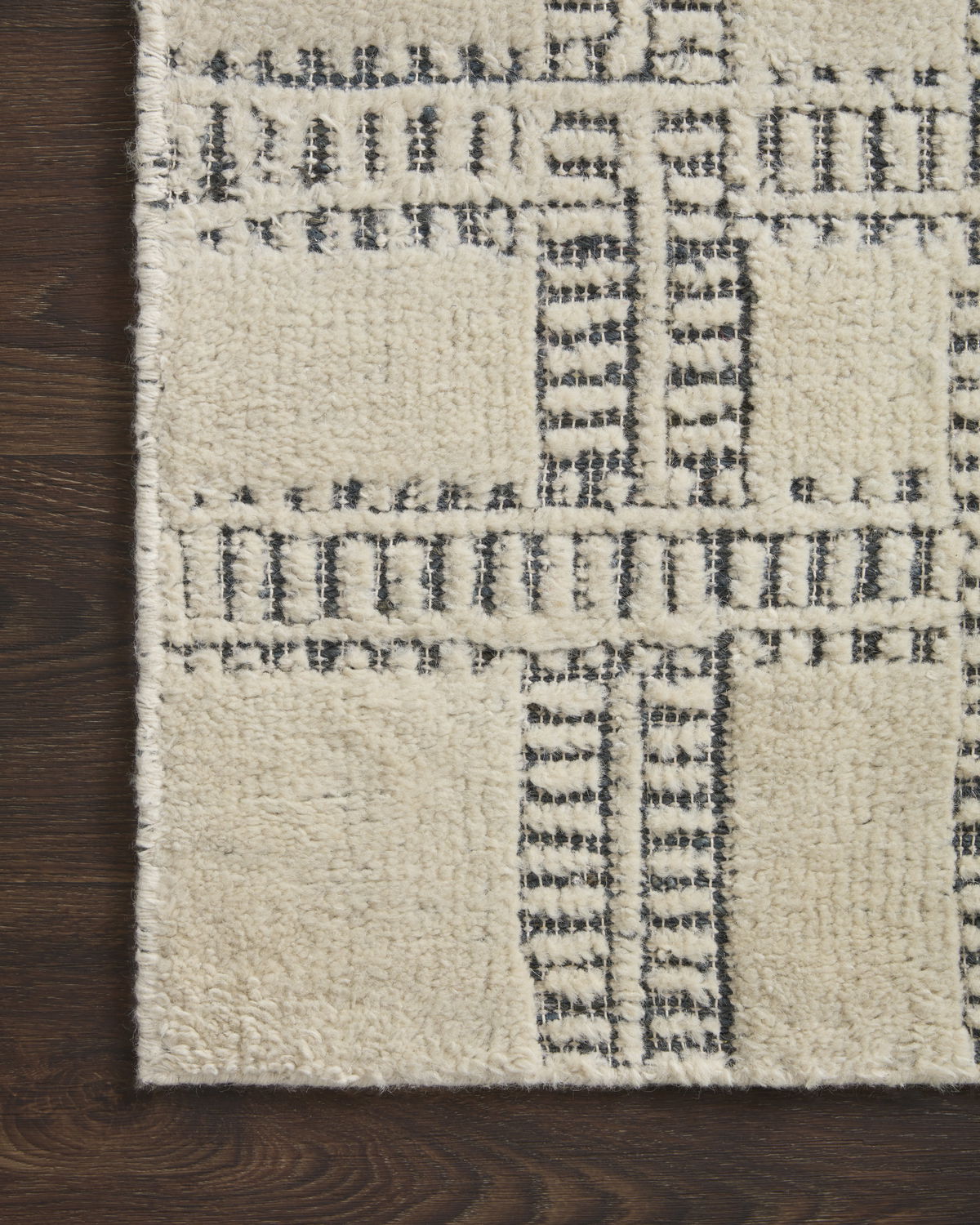 Carrier & Company x Loloi Milton Rug, 2' length x 3' width View 6