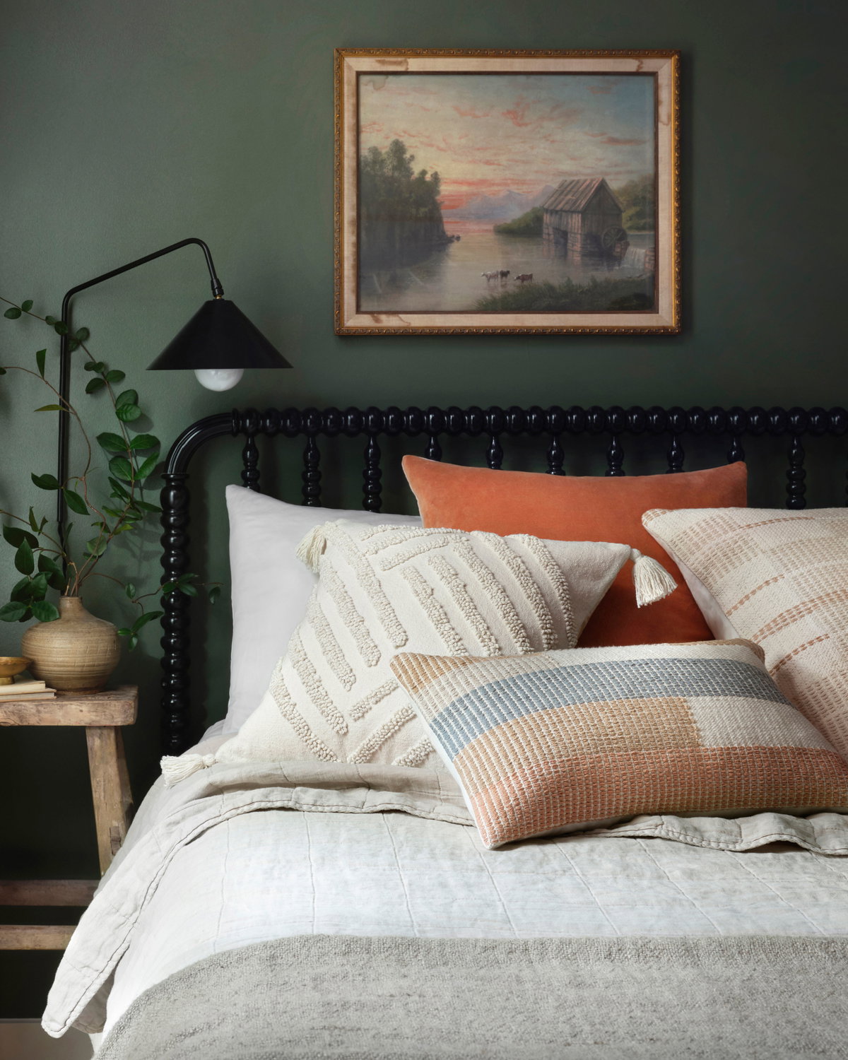 Magnolia Home by Joanna Gaines x Loloi Pillows Pillow, Decorative Pillow, 22" length x 22" width View 2