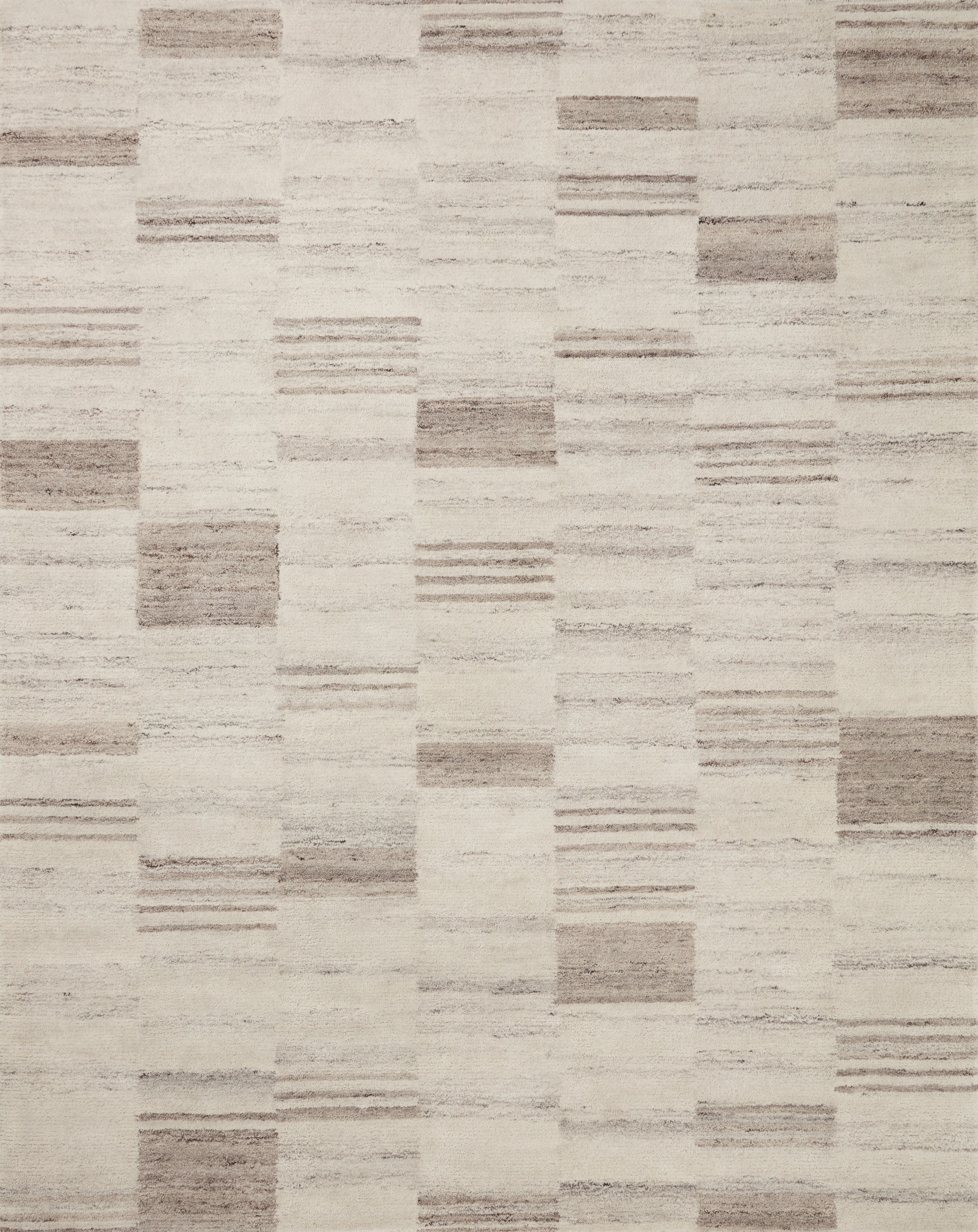 Amber Lewis x Loloi Rocky Rug, 1'6" length x 1'6" width View 1