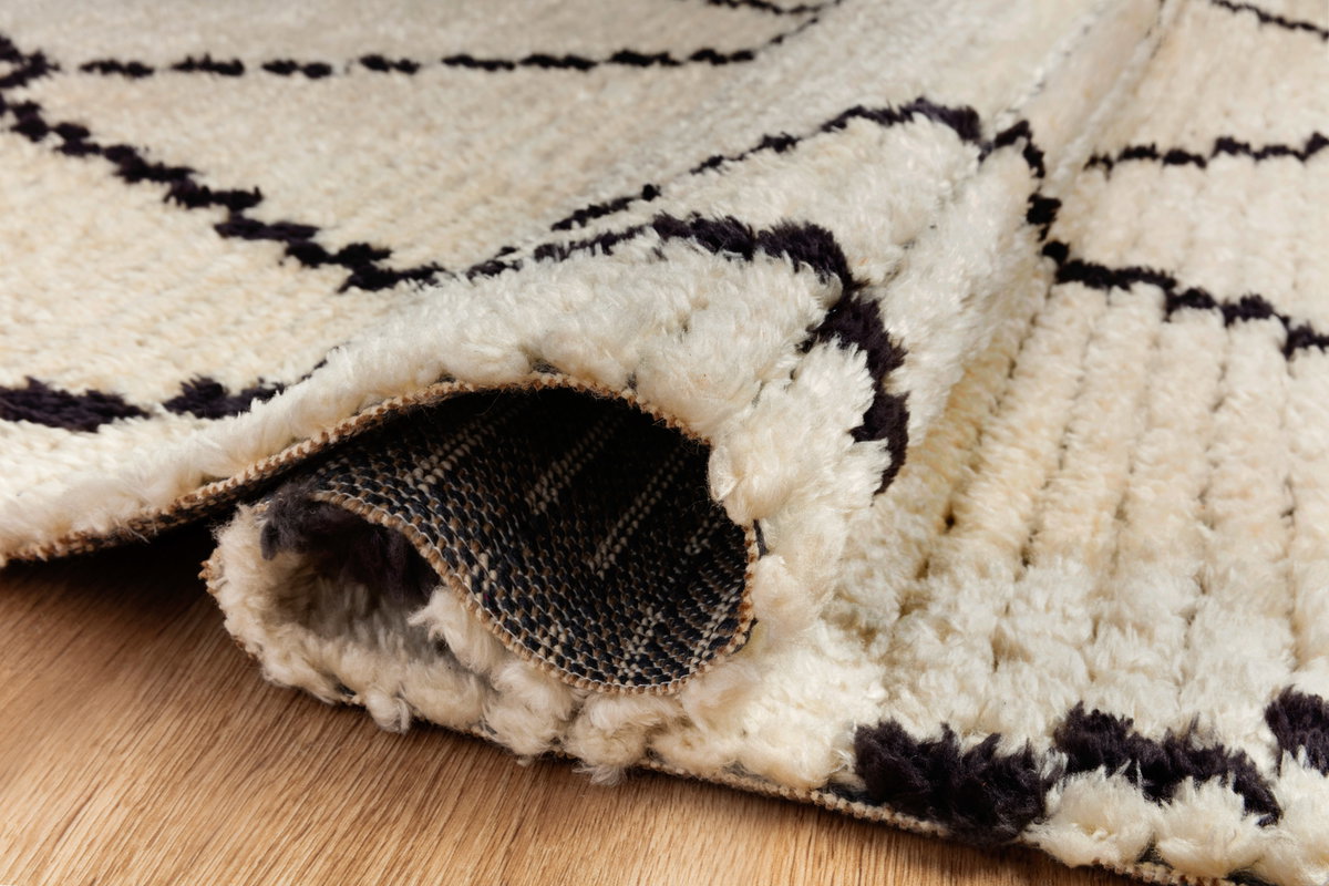 Chris Loves Julia x Loloi Alice Rug, 7'9" length x 10' width View 9