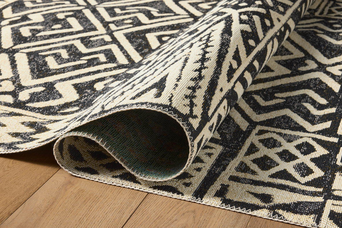 Loloi Mika Rug, 1'6" length x 1'6" width View 4