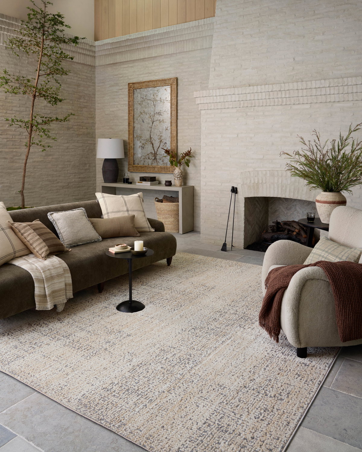 Amber Lewis x Loloi Bexley Rug, 1'6" length x 1'6" width View 2