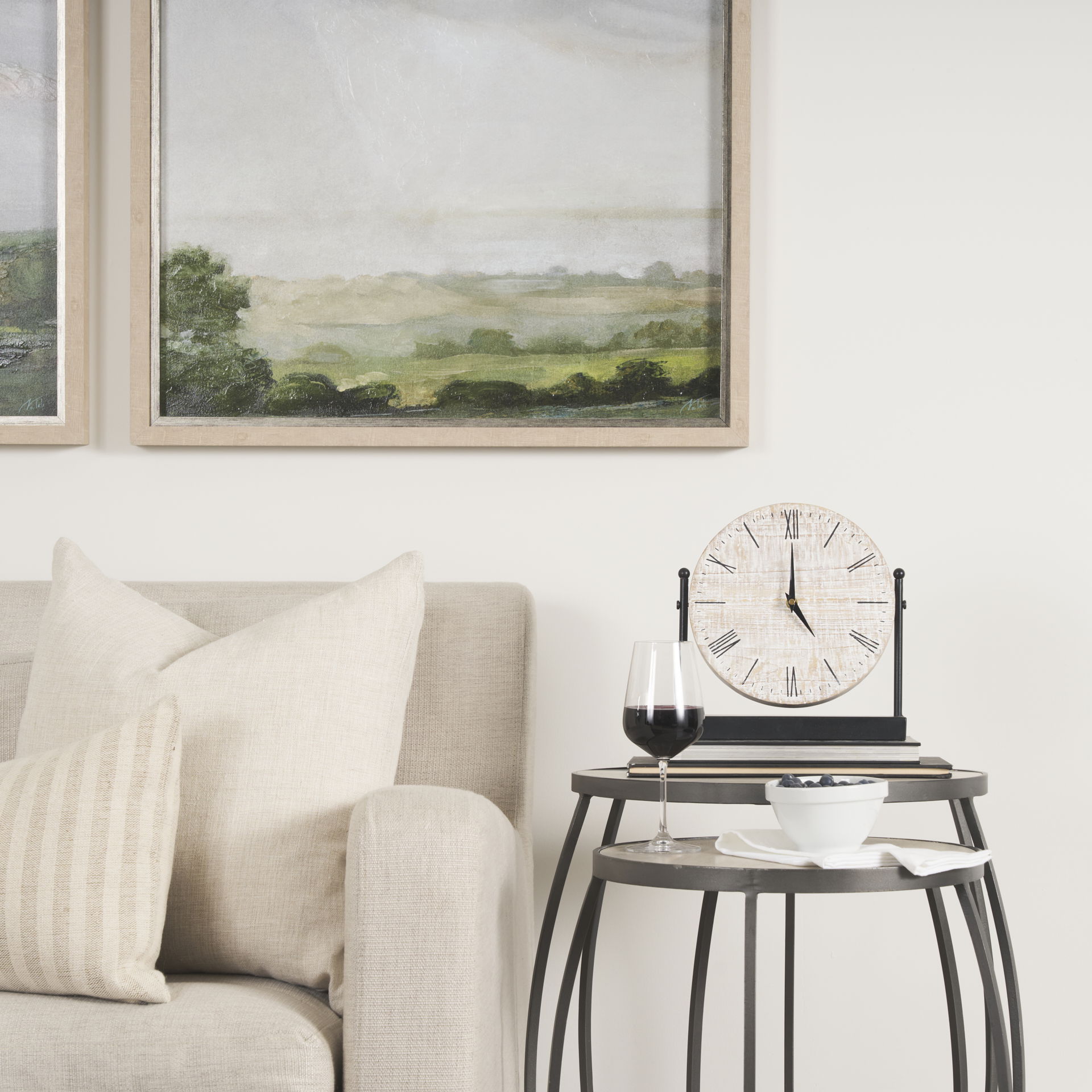 Clapp Round Light Brown with White Wash Wood and Silver Metal Nesting Accent Tables (Set of 2) large image 