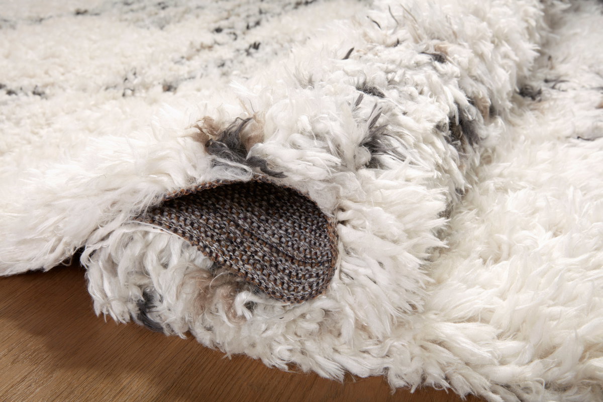 Angela Rose x Loloi Amira Rug, 5'3" length x 7'6" width View 4