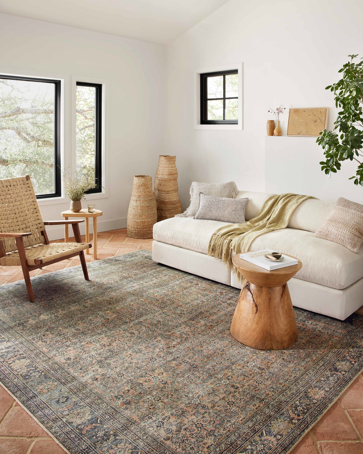 Loloi Adrian Rug, 2' length x 5' width View 4