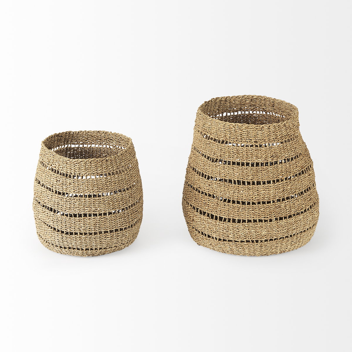 Hayes 17.7L x 17.7W x 11.8H (Set of 2) Medium Brown Seagrass Round Basket with Stripe Pattern, Bins & Basket by Mercana, 17.72" length x 17.72" width x 17.72" height View 2