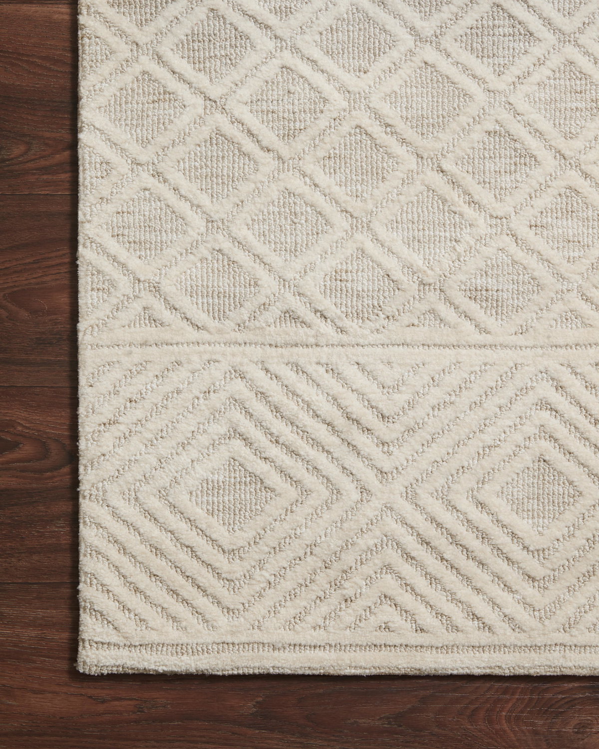 Loloi Neda Rug, 2'3" length x 3'9" width View 4