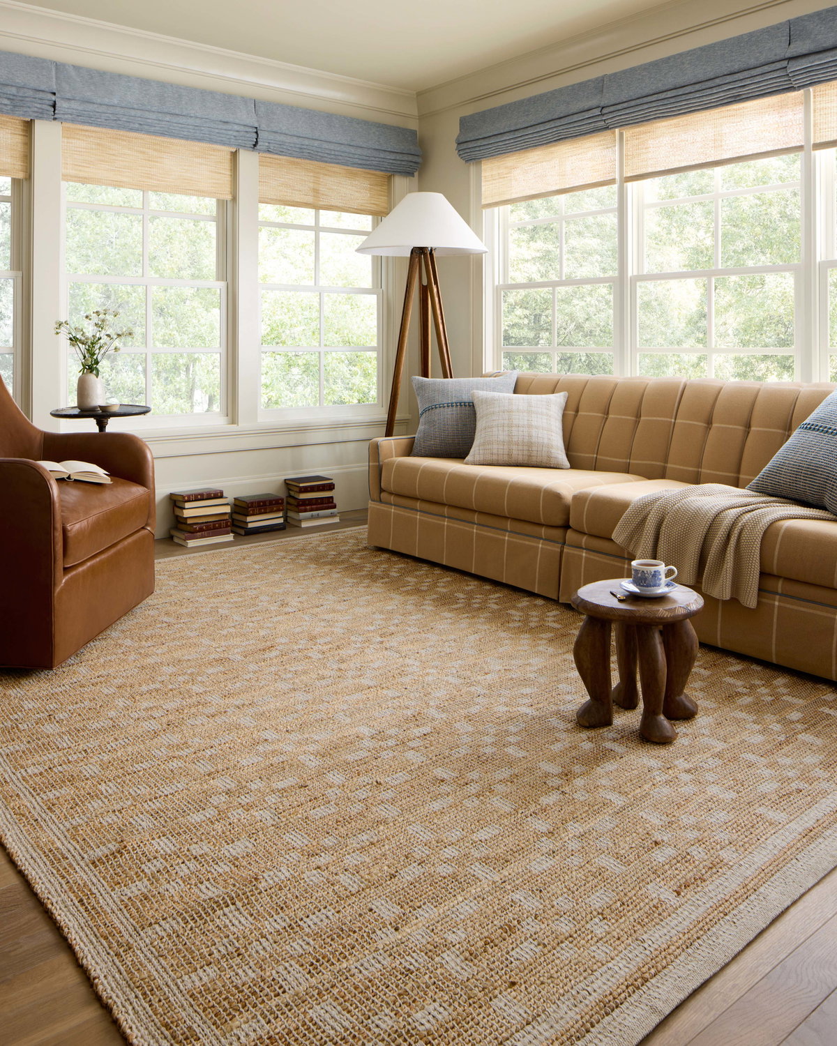 Chris Loves Julia x Loloi Judy Rug, 5' length x 7'6" width View 5
