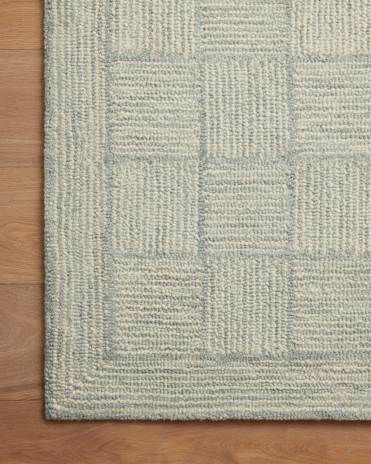 Chris Loves Julia x Loloi Francis Rug, 5' length x 7'6" width View 8