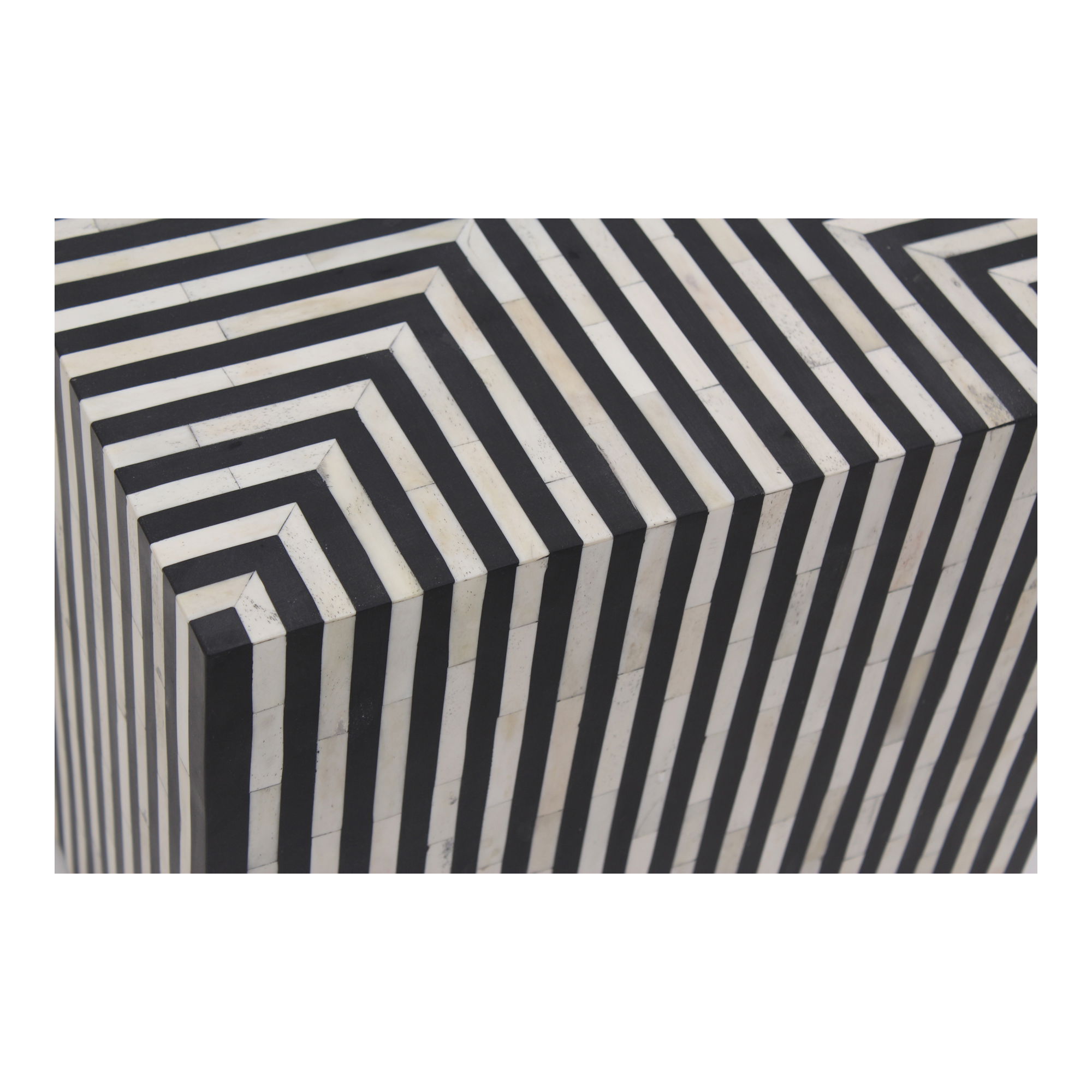 Terning Side Table Black And White large image 
