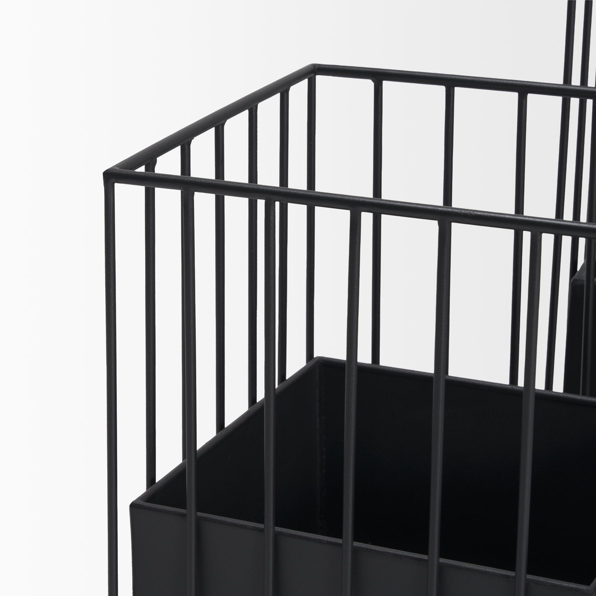 Verna Matte Black Wire Cage Metal Planters (Set of 2), Decorative Object by Mercana, 15.75" length x 15.75" width x 19.88" height View 6