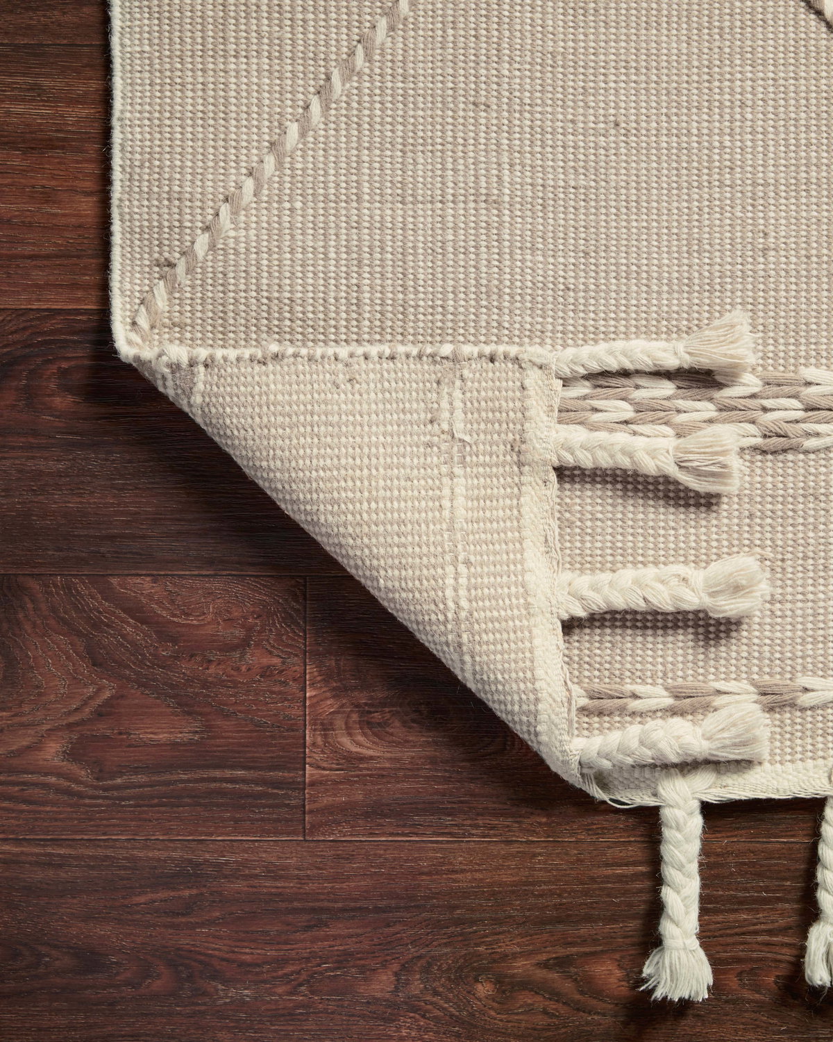 Loloi Sawyer Rug, 1'6" length x 1'6" width View 5