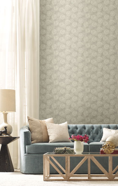 Grandeur Silver Wallpaper