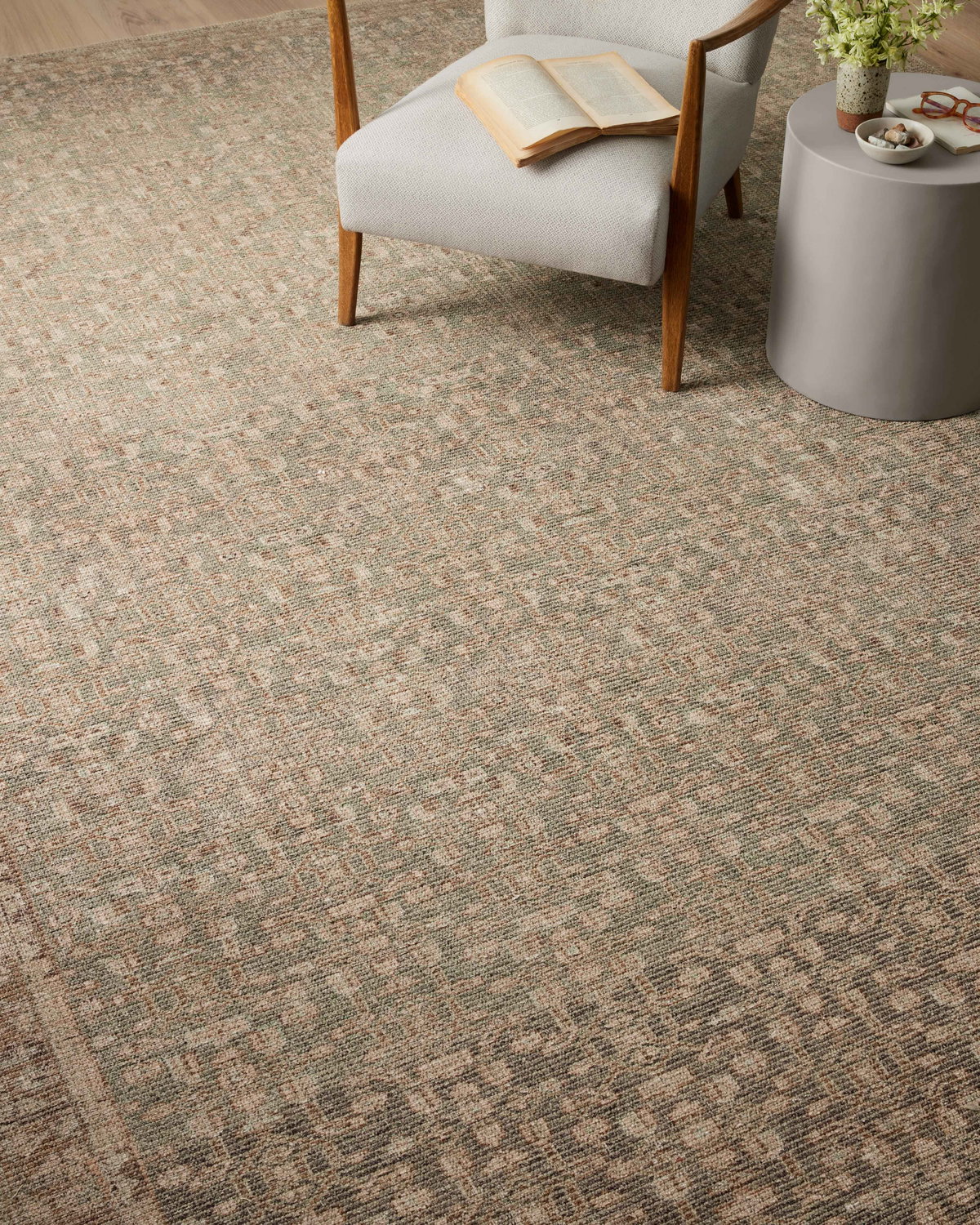 Angela Rose x Loloi Aubrey Rug, 2'6" length x 9'6" width View 7
