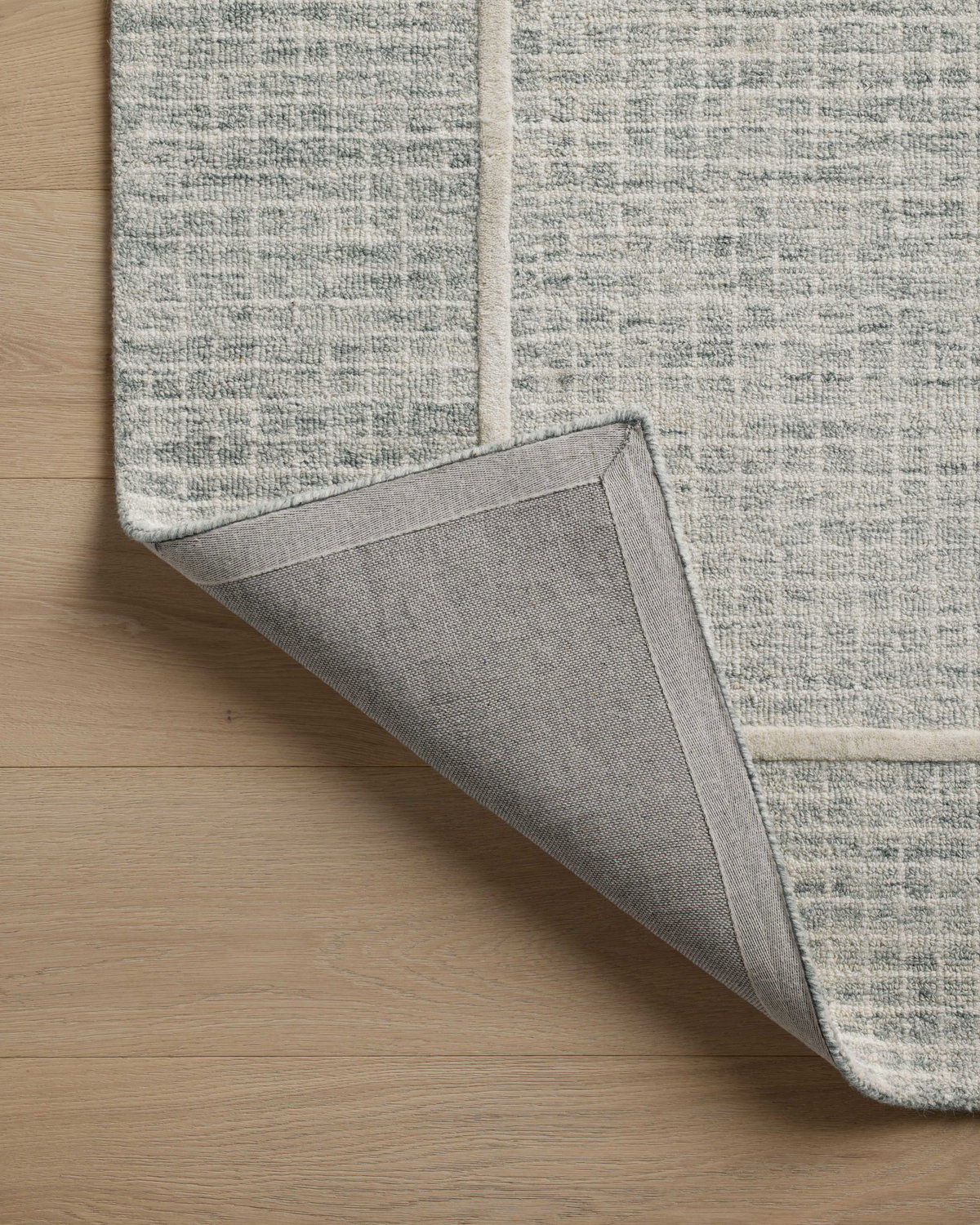 Chris Loves Julia x Loloi Briggs Rug, 1'6" length x 1'6" width View 6