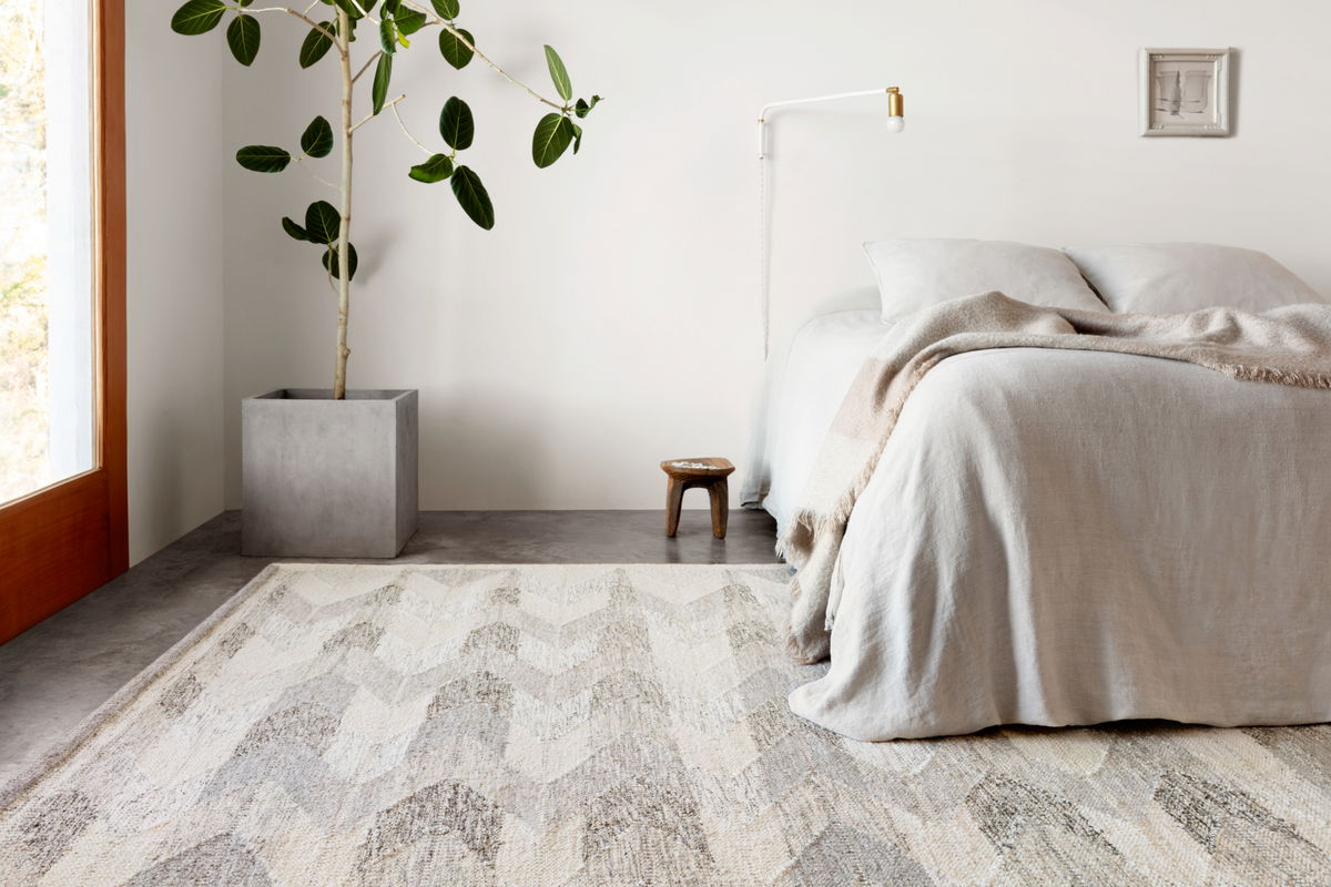 Loloi Evelina Rug, 1'6" length x 1'6" width View 4