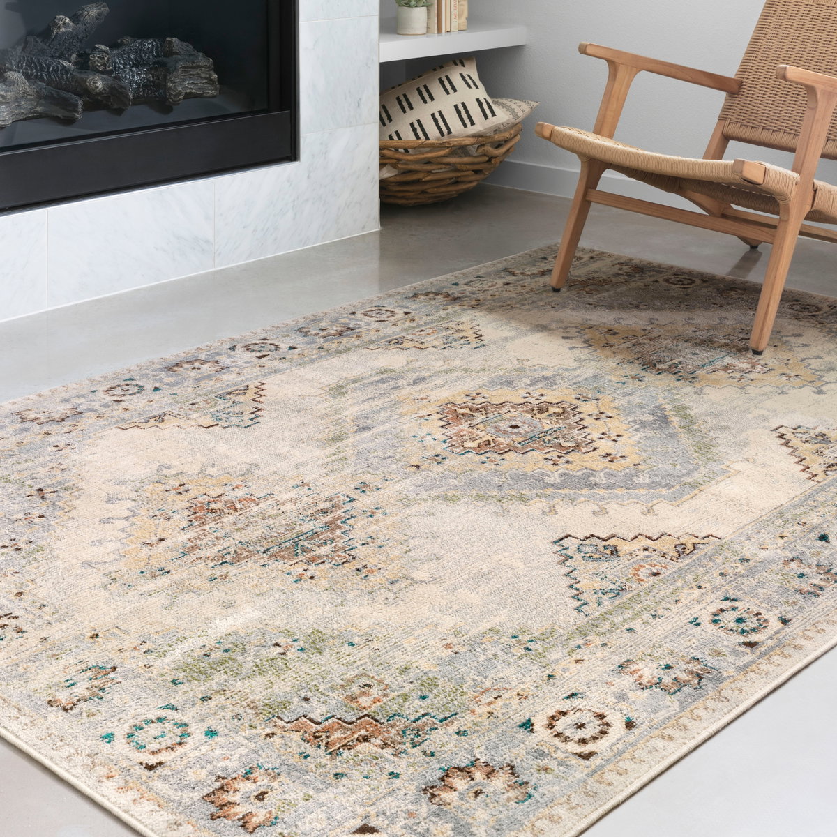 Loloi Isadora Rug, 2'7" length x 8' width View 3