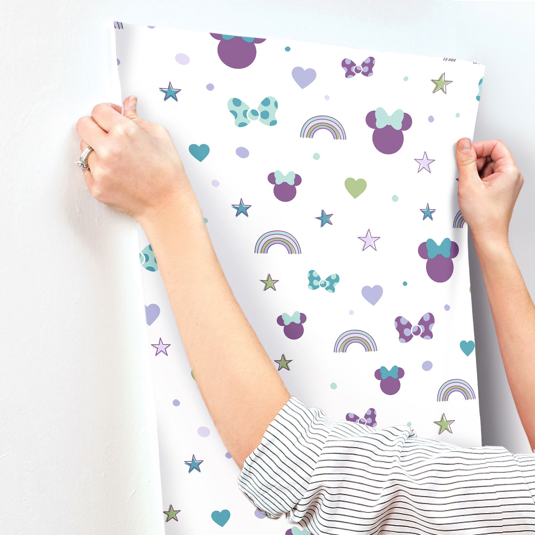 Disney Minnie Mouse Rainbow Purple Wallpaper large image 