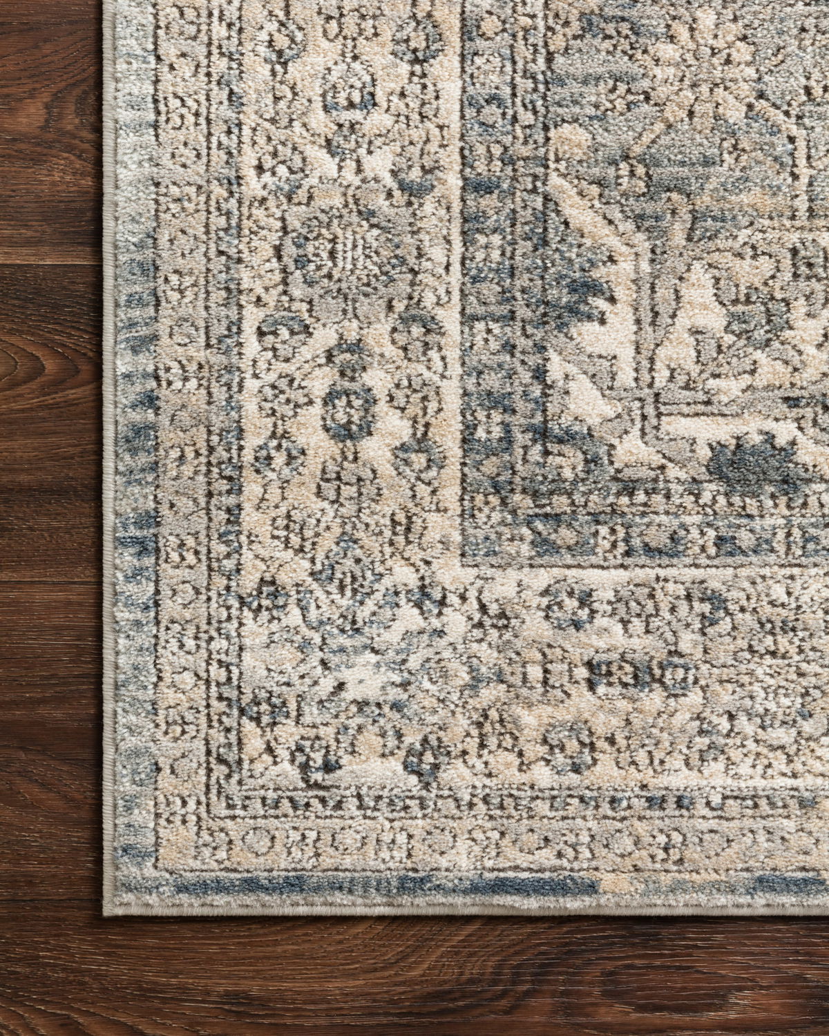 Loloi Teagan Rug, 2'8" length x 4' width View 7