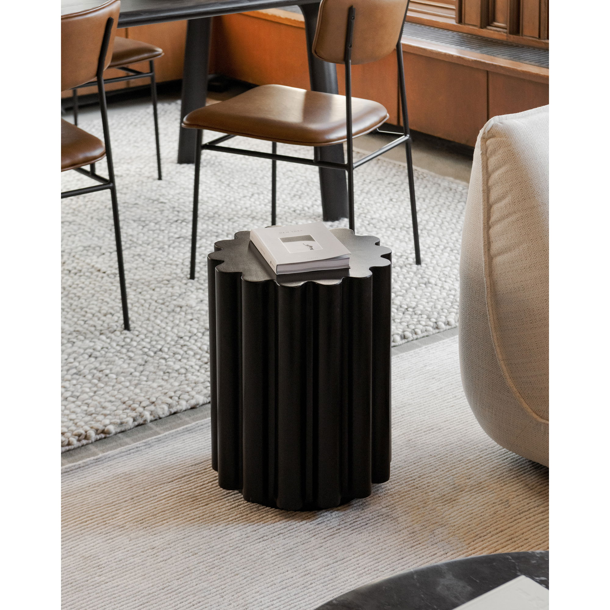 Taffy Accent Table Black large image 