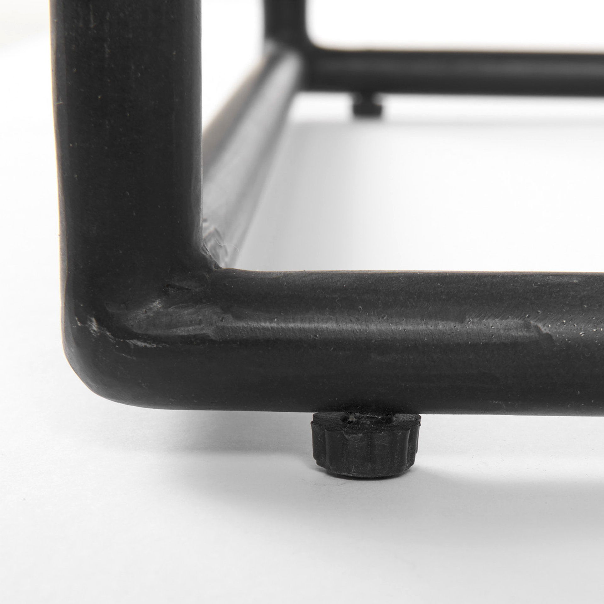 Austen 20L x 20W x 22H Round White Marble Top with Black Metal Frame Side Table, Side & End Table by Mercana, 20" length x 20" width x 22" height View 11