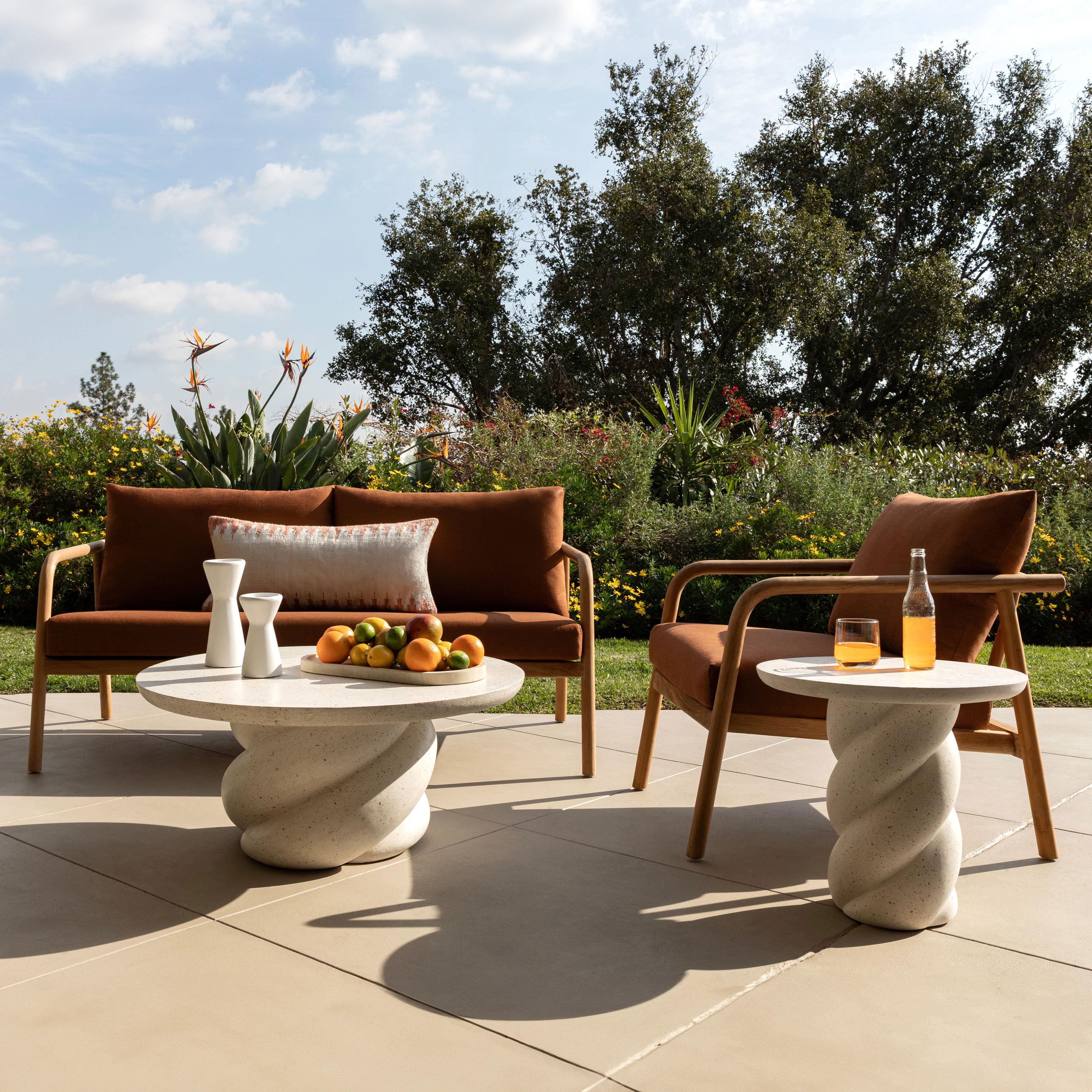 Nidia Outdoor End Table Ivory large image 