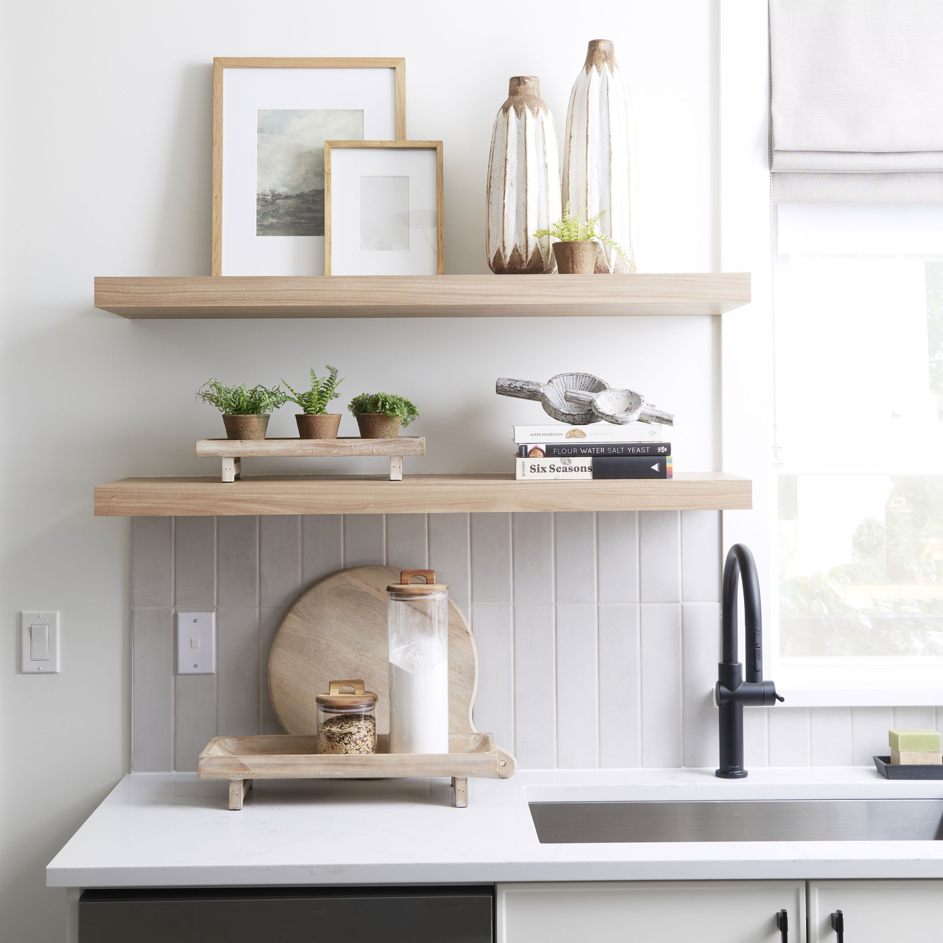 Carver Set of 2 Rectangular White Washed Wood Trays large image 