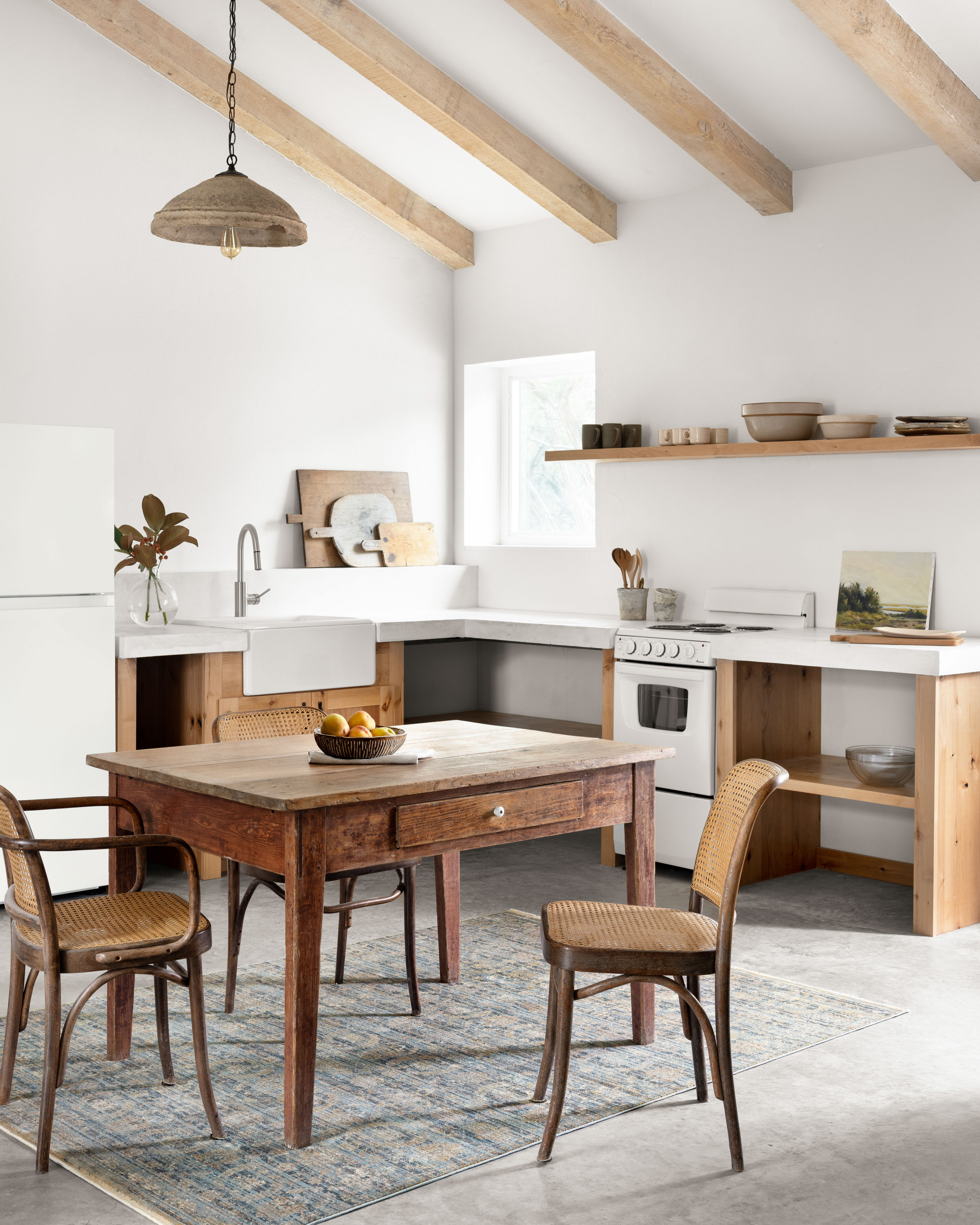 Loloi Claire Rug, 2'7" length x 8' width View 2