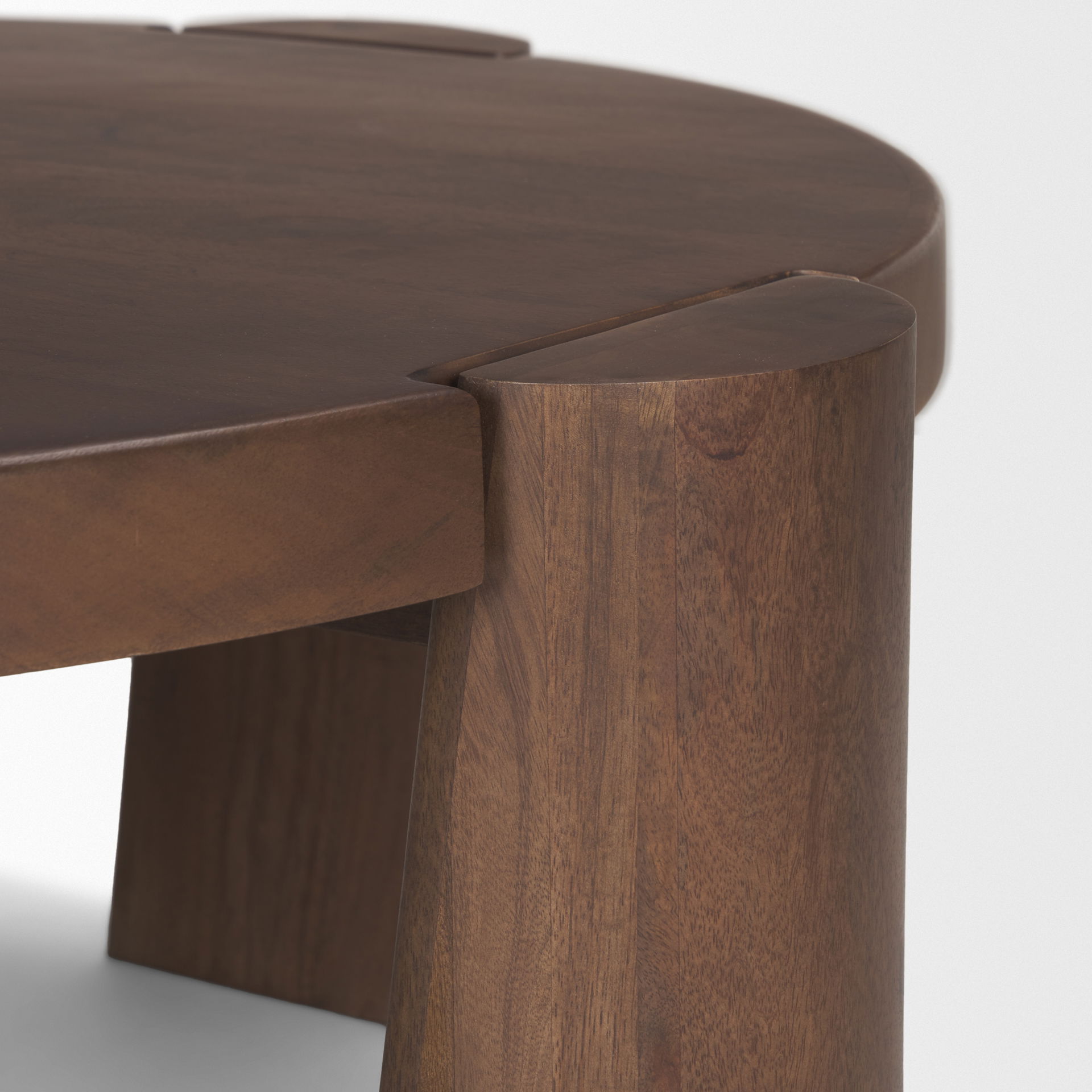 Tammar Round Wood with Tapered Legs Coffee Table large image 