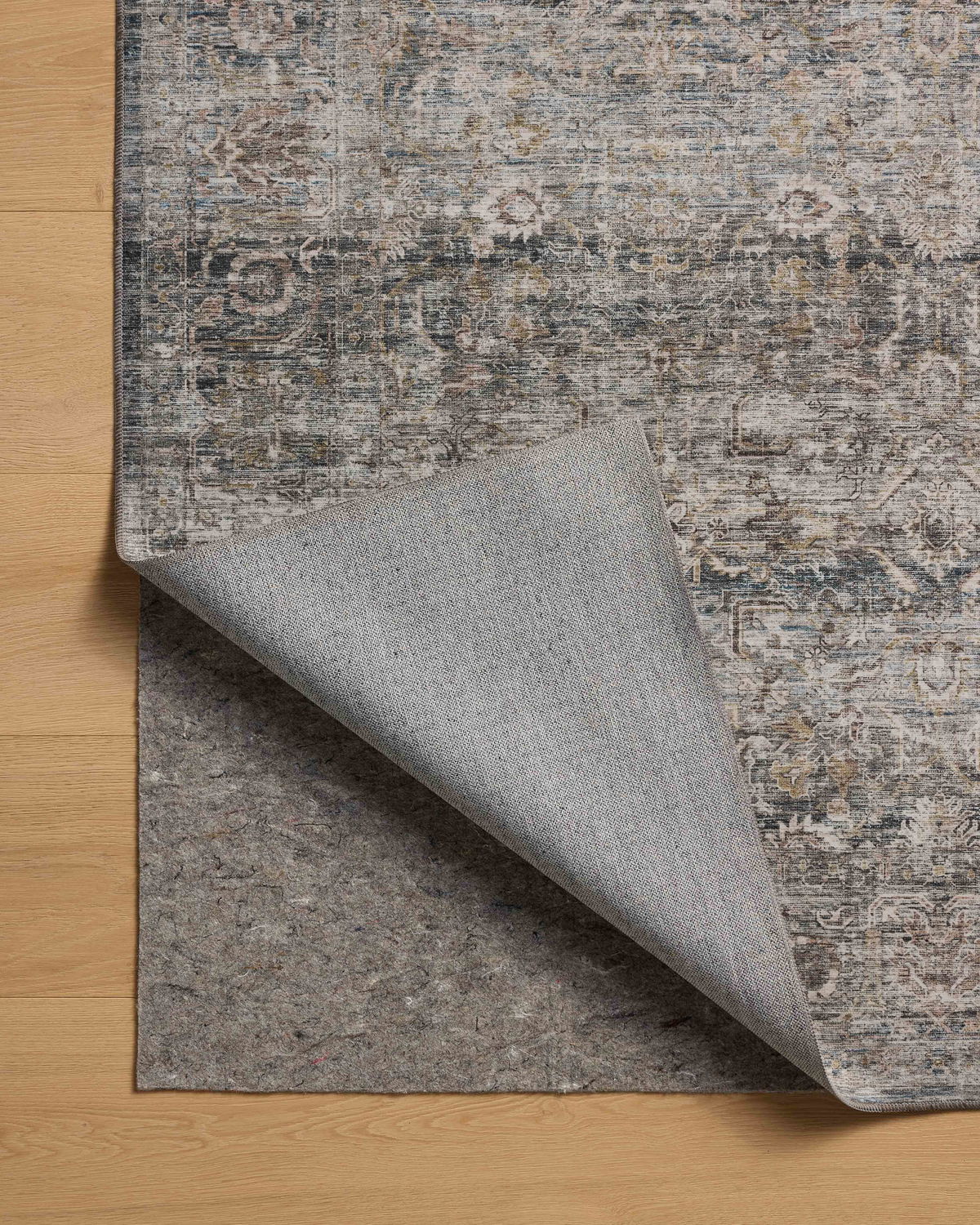 Amber Lewis x Loloi Josie Rug, 1'6" length x 1'6" width View 8